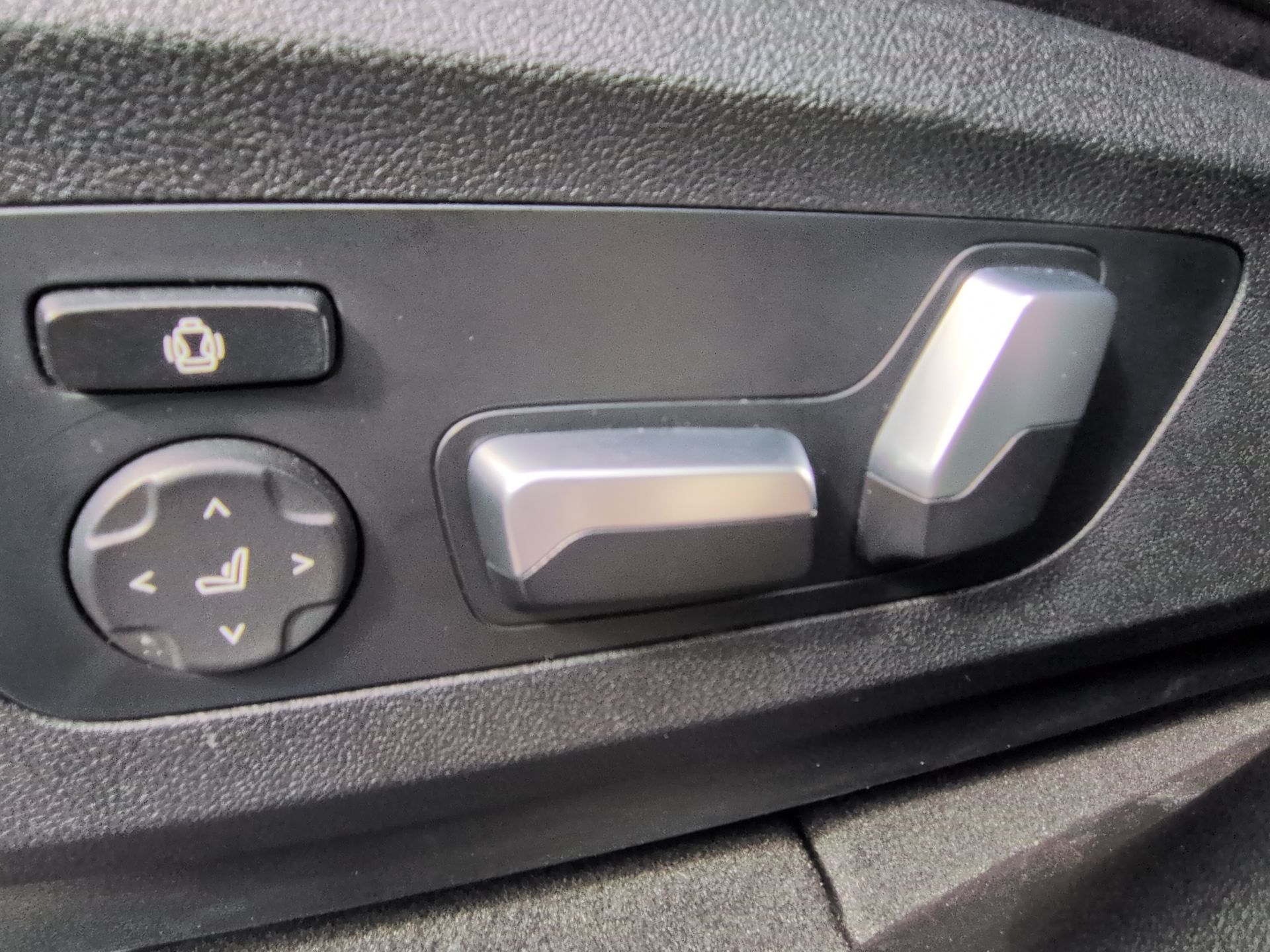 used 2022 BMW X5 car, priced at $40,693