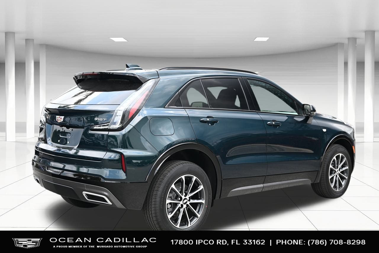 2024 Cadillac XT4 Sport 5