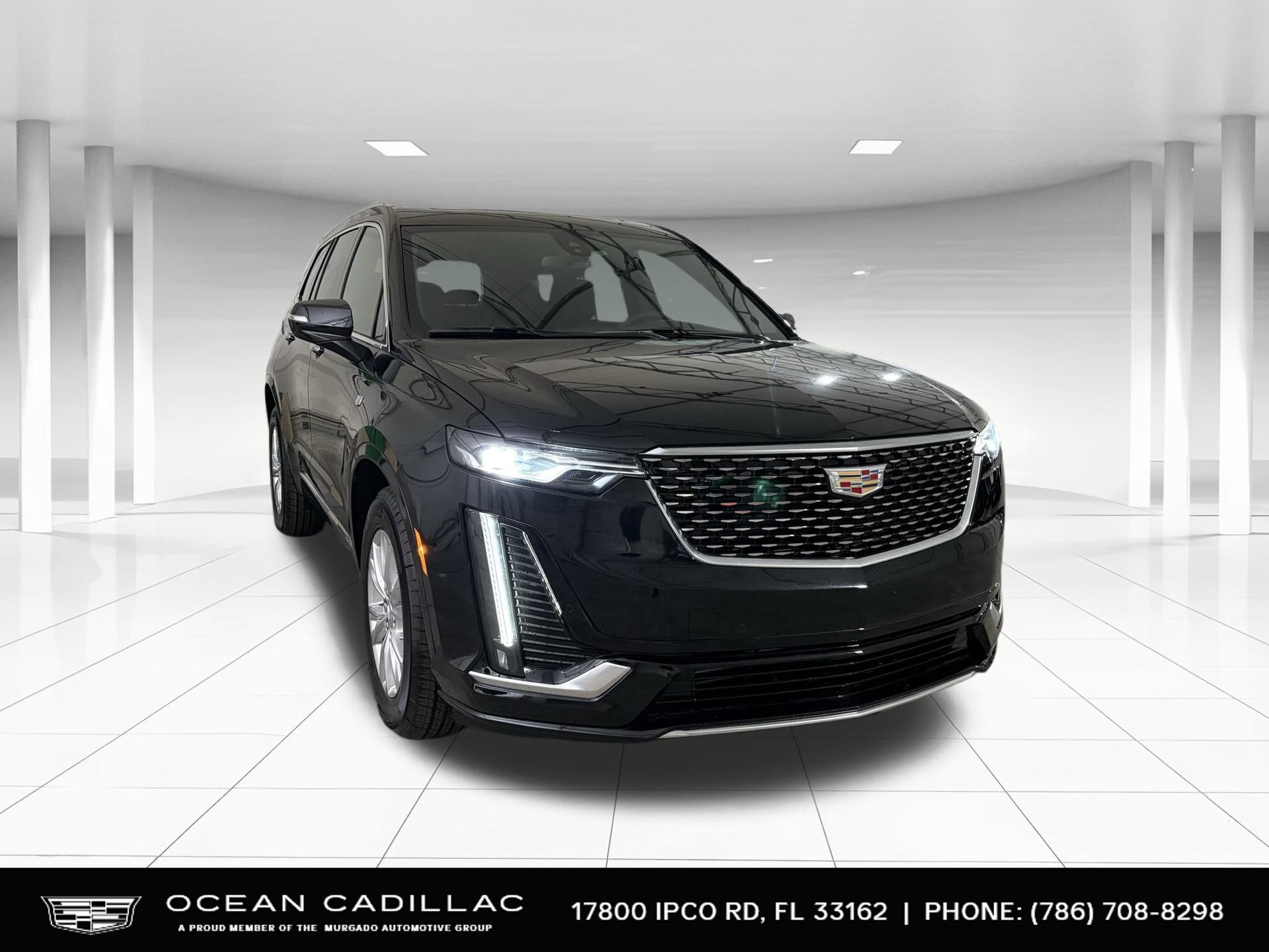 2025 Cadillac XT6 Luxury 4