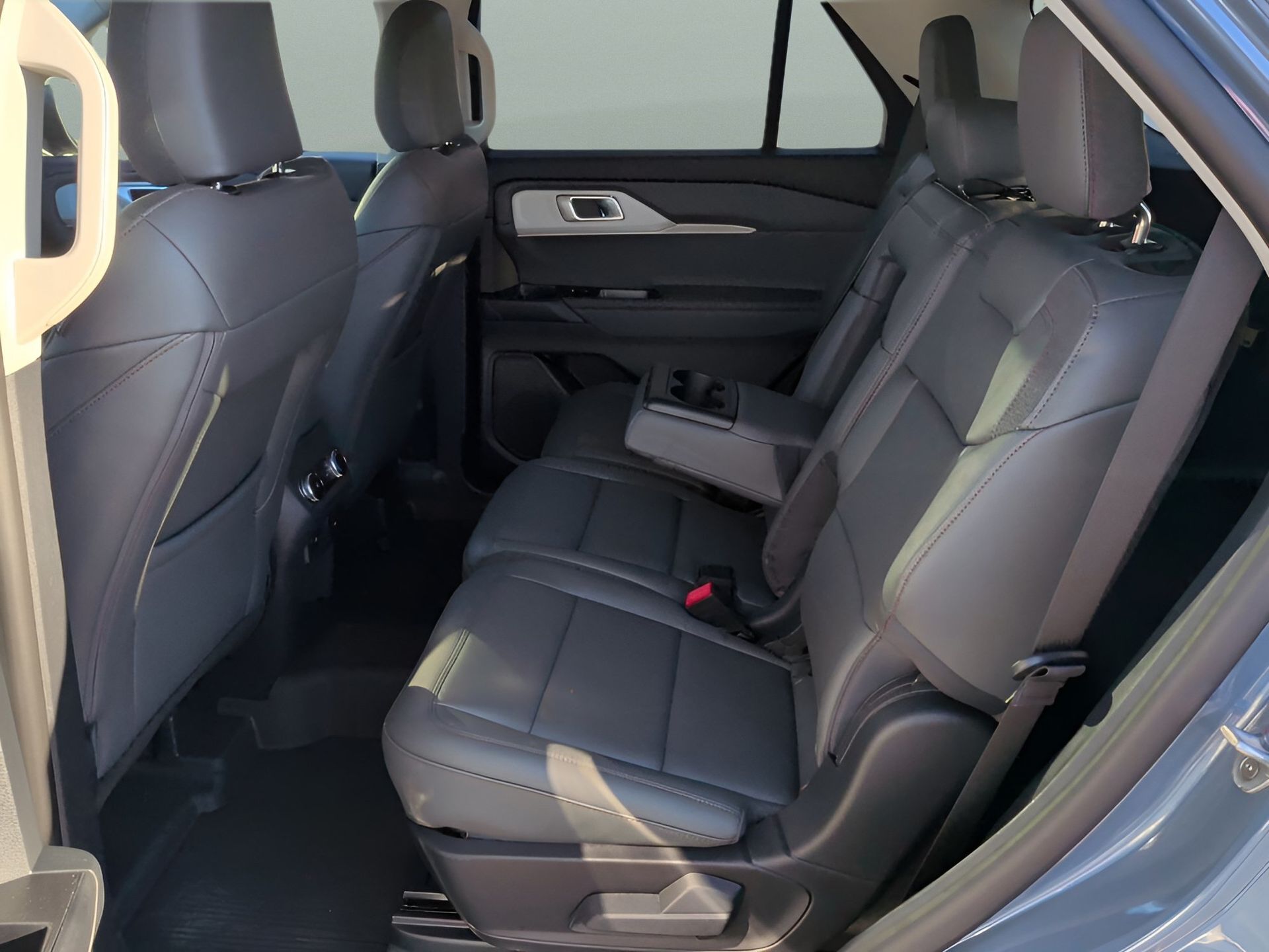 2026 Ford Explorer Active - 11