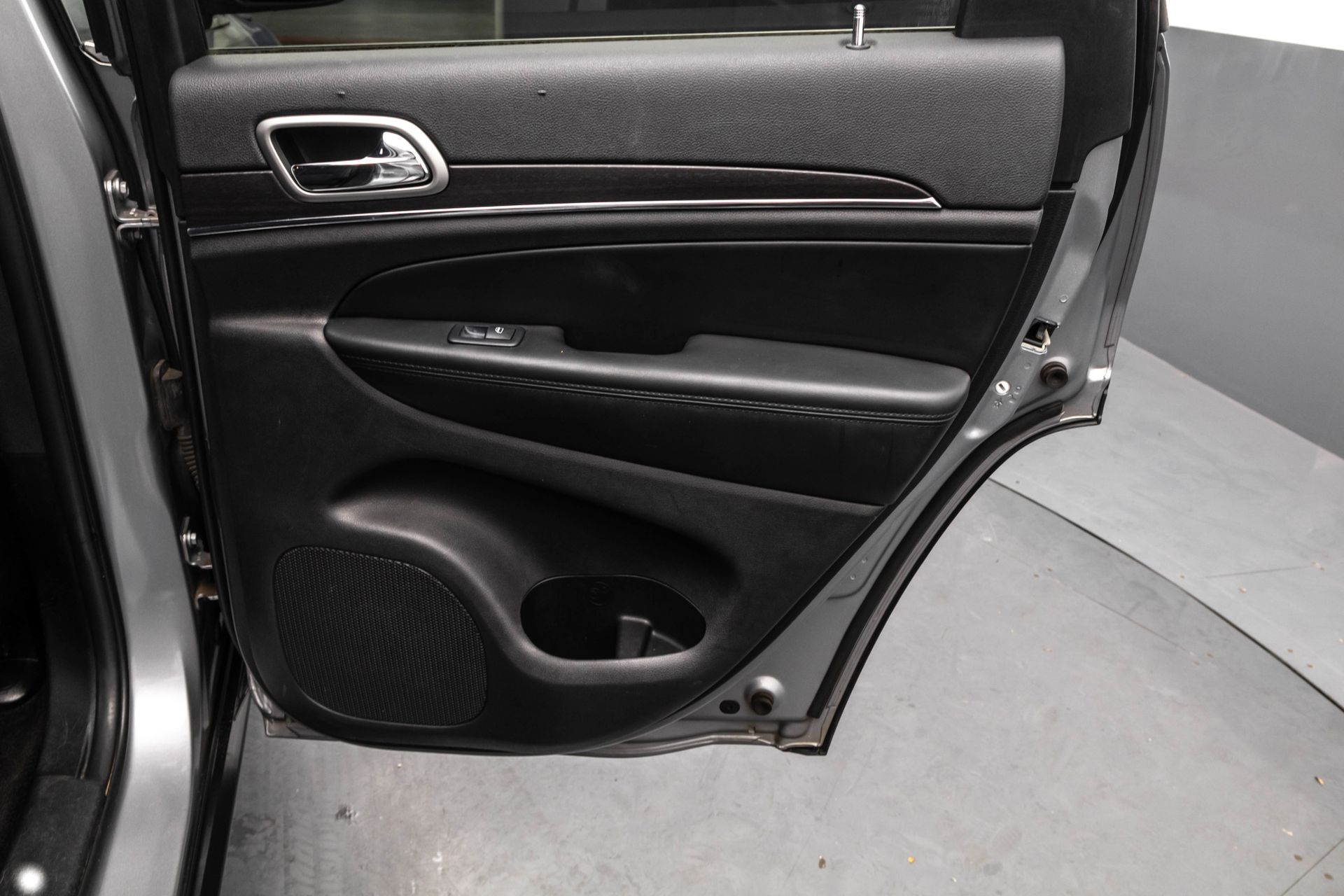 2018 JEEP GRAND CHEROKEE - Image 35