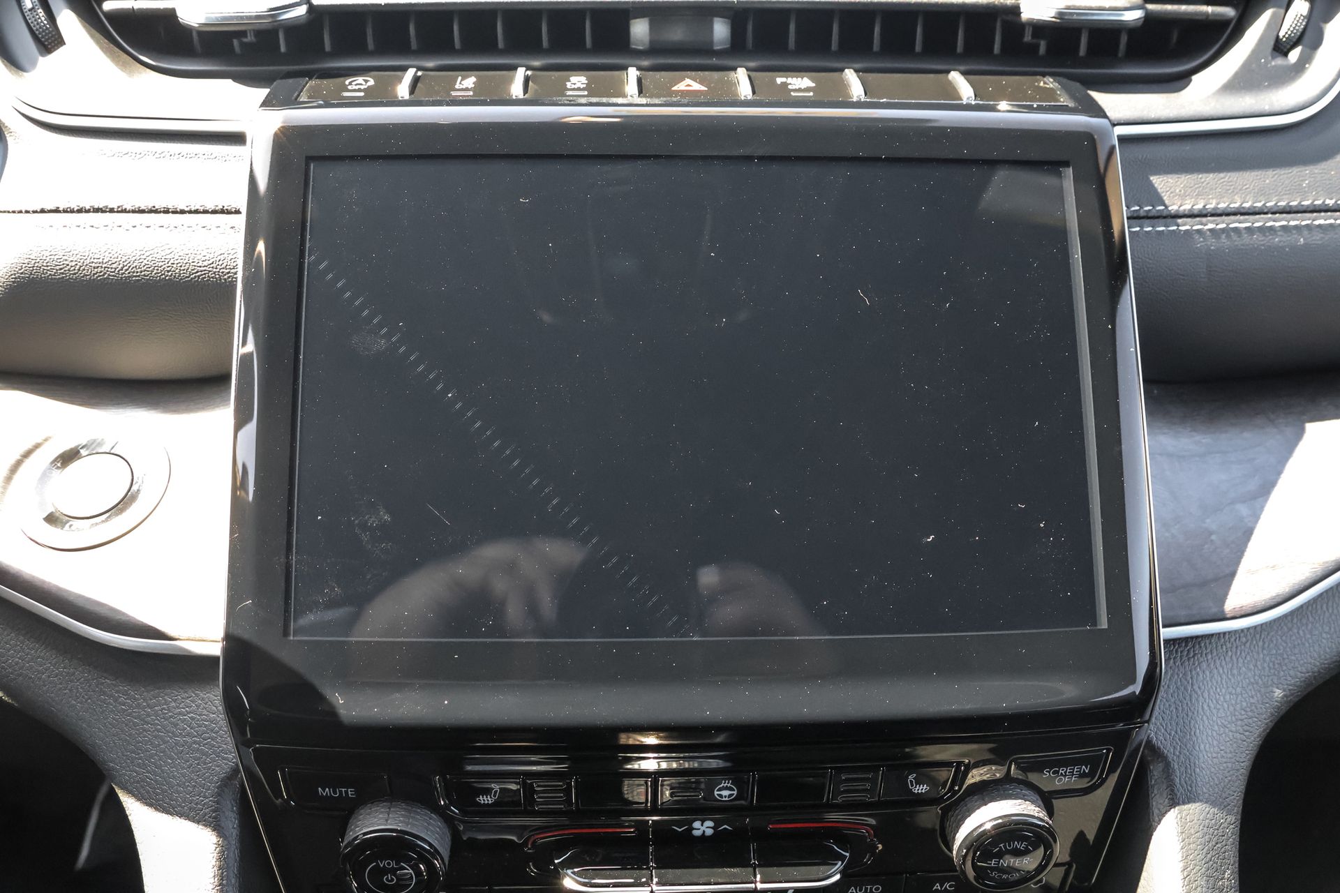 2025 JEEP GRAND CHEROKEE L - Image 26