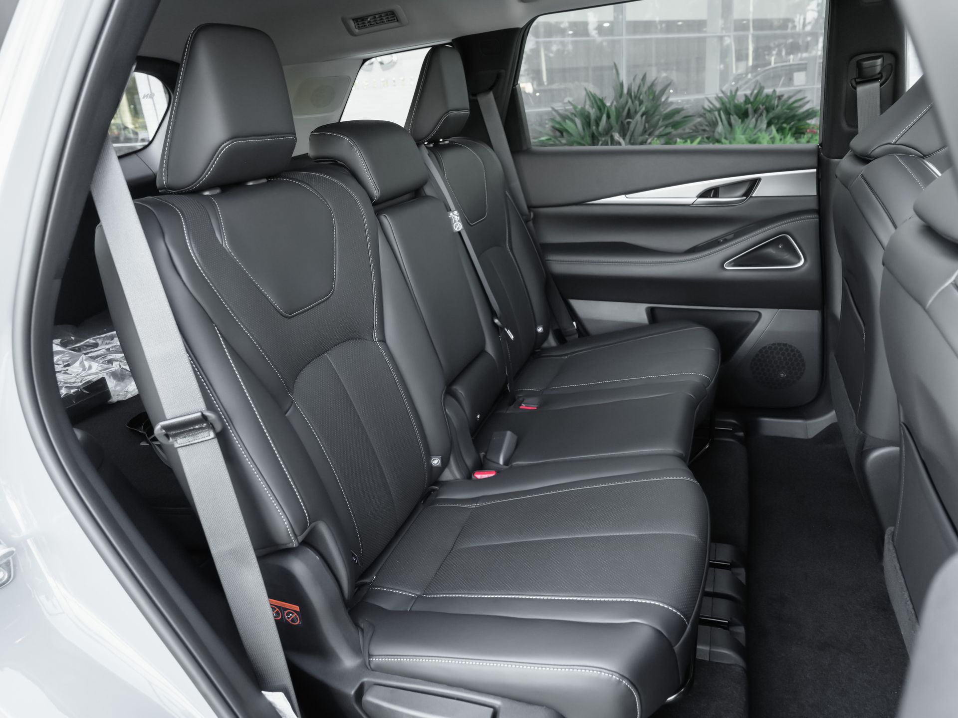 new 2027 INFINITI QX60 car, priced at $53,959