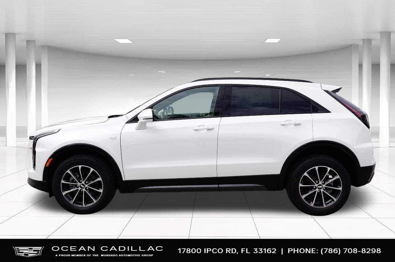 2024 Cadillac XT4 Sport 2