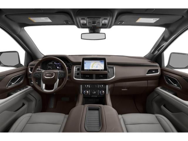 2022 GMC Yukon AT4 - 7