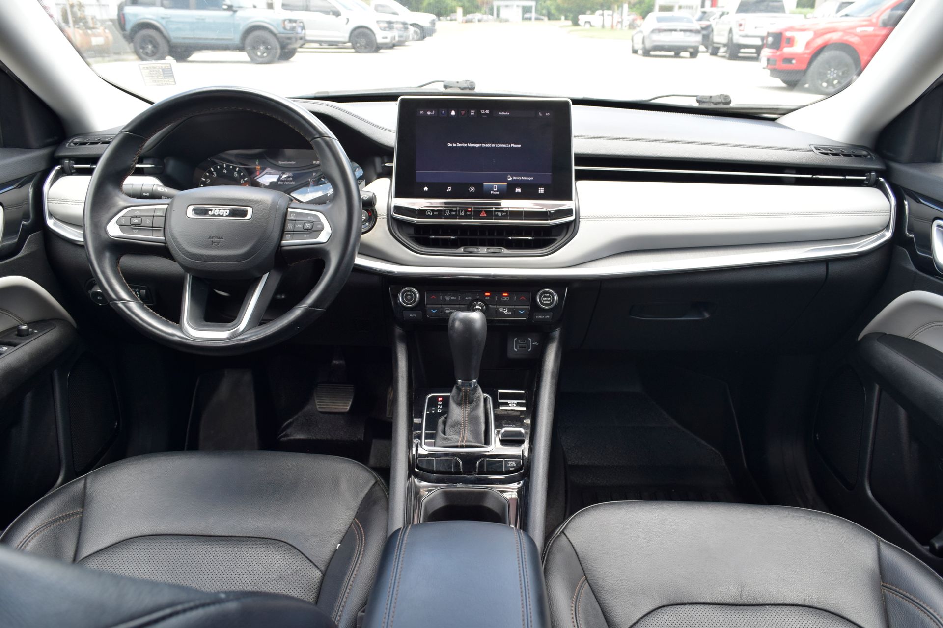 2022 Jeep Compass Limited White at Texan Dodge Chrysler Jeep Ram