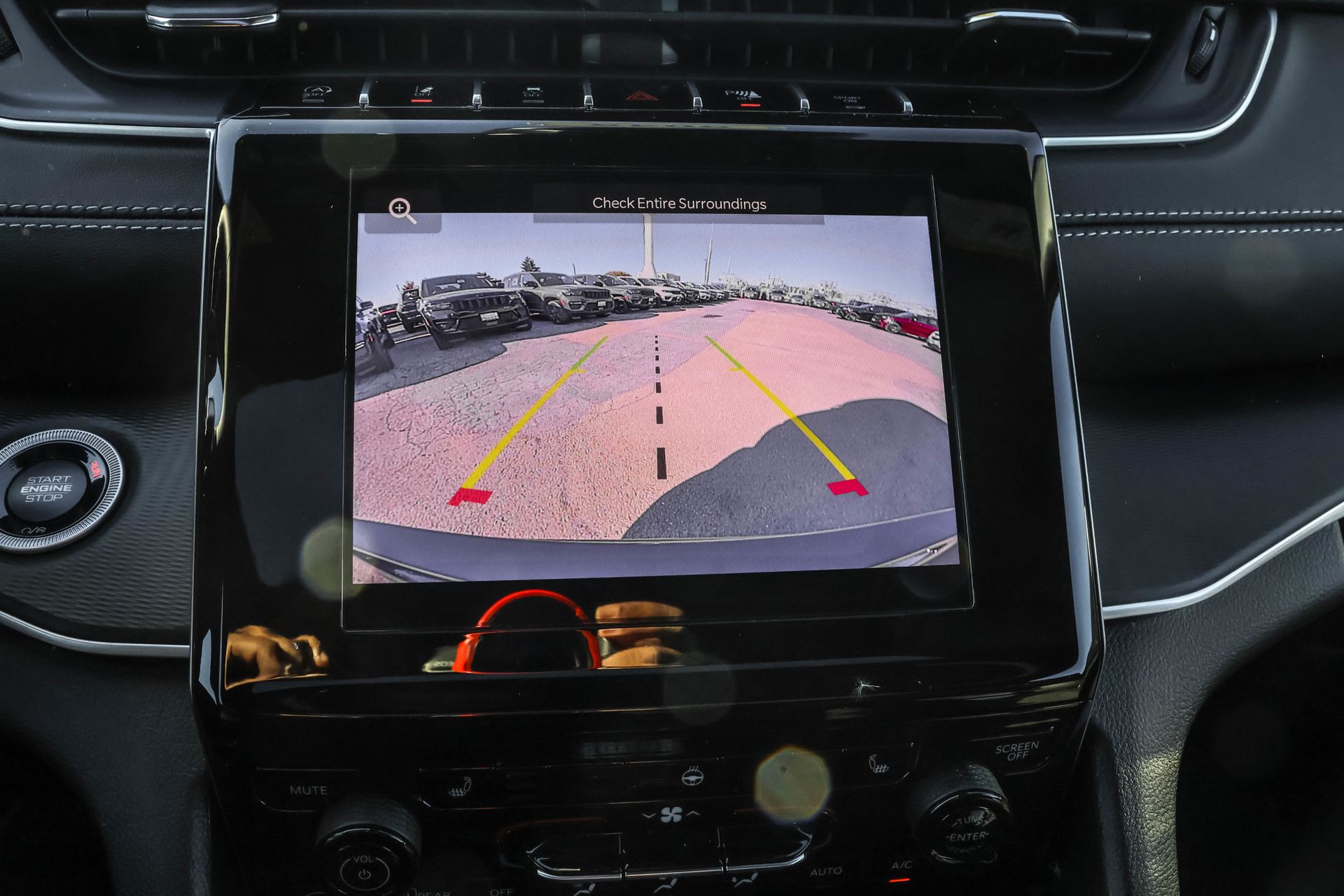 2025 JEEP GRAND CHEROKEE L - Image 19