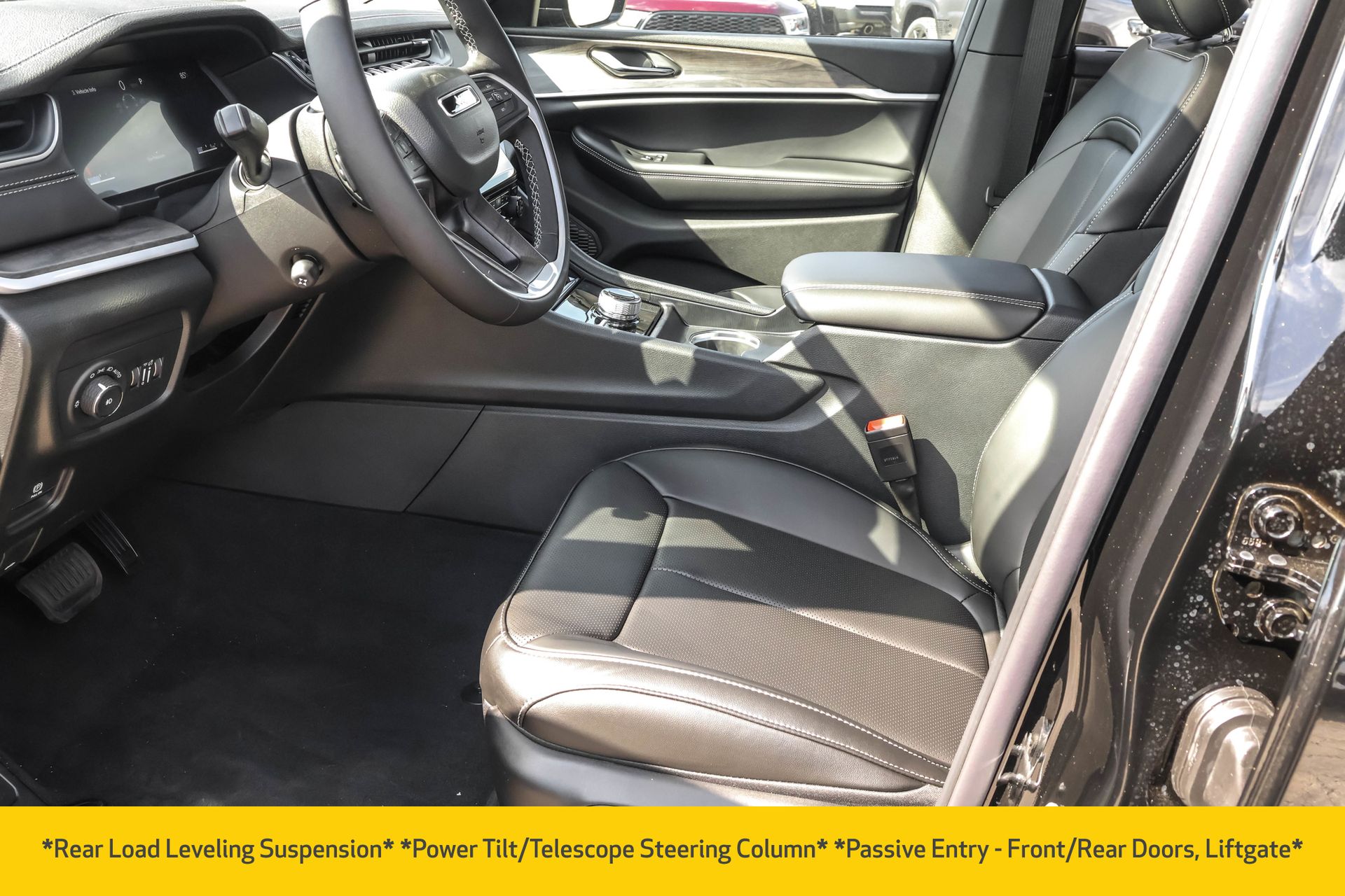 2025 JEEP GRAND CHEROKEE L - Image 5