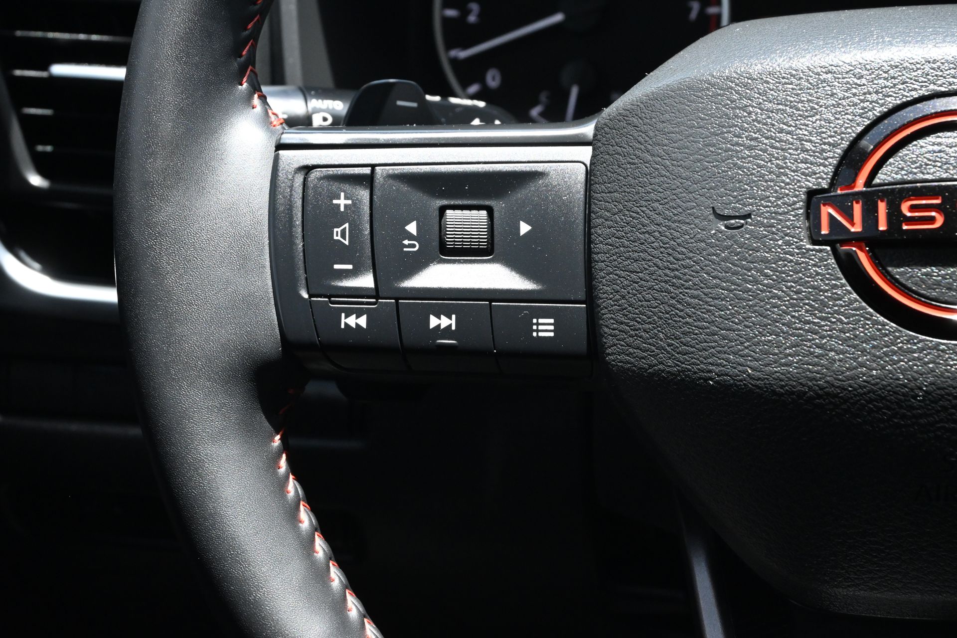 2026 Nissan Rogue Rock Creek Beige/tan at South Houston Nissan