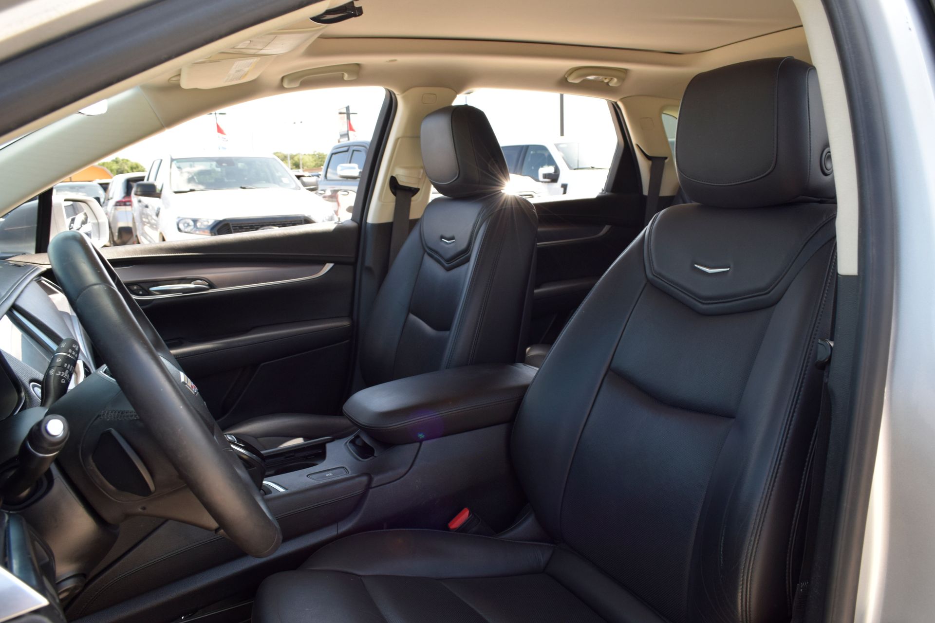 2018 Cadillac XT5 Luxury Silver at DeMontrond Ford