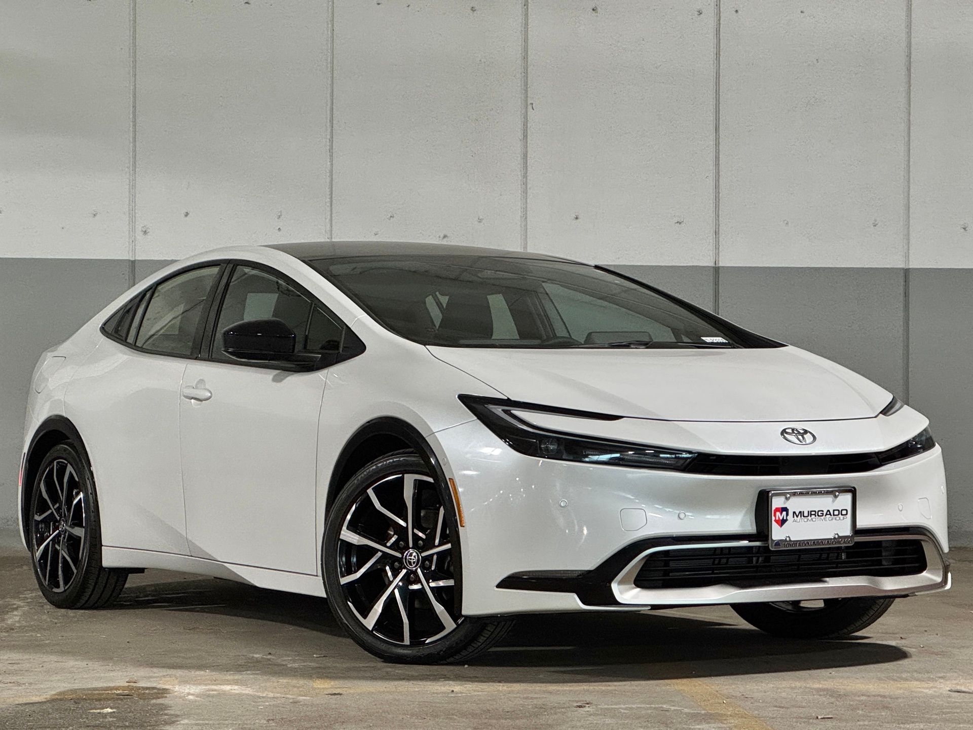 Pearl 2026 Toyota Prius Plug-In Hybrid XSE Premium FWD Hatchback Front-Wheel Drive Continuously Variable Transmission