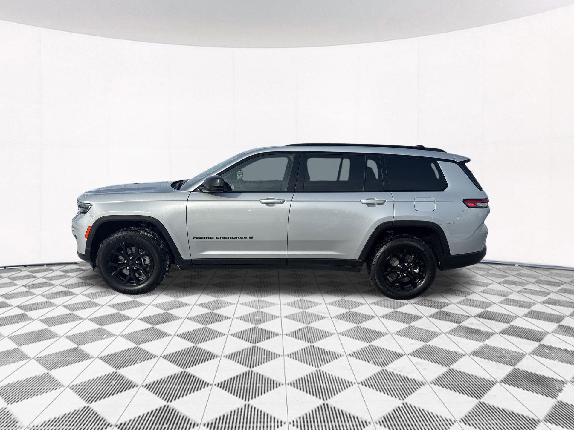 2025 JEEP GRAND CHEROKEE L - Image 44