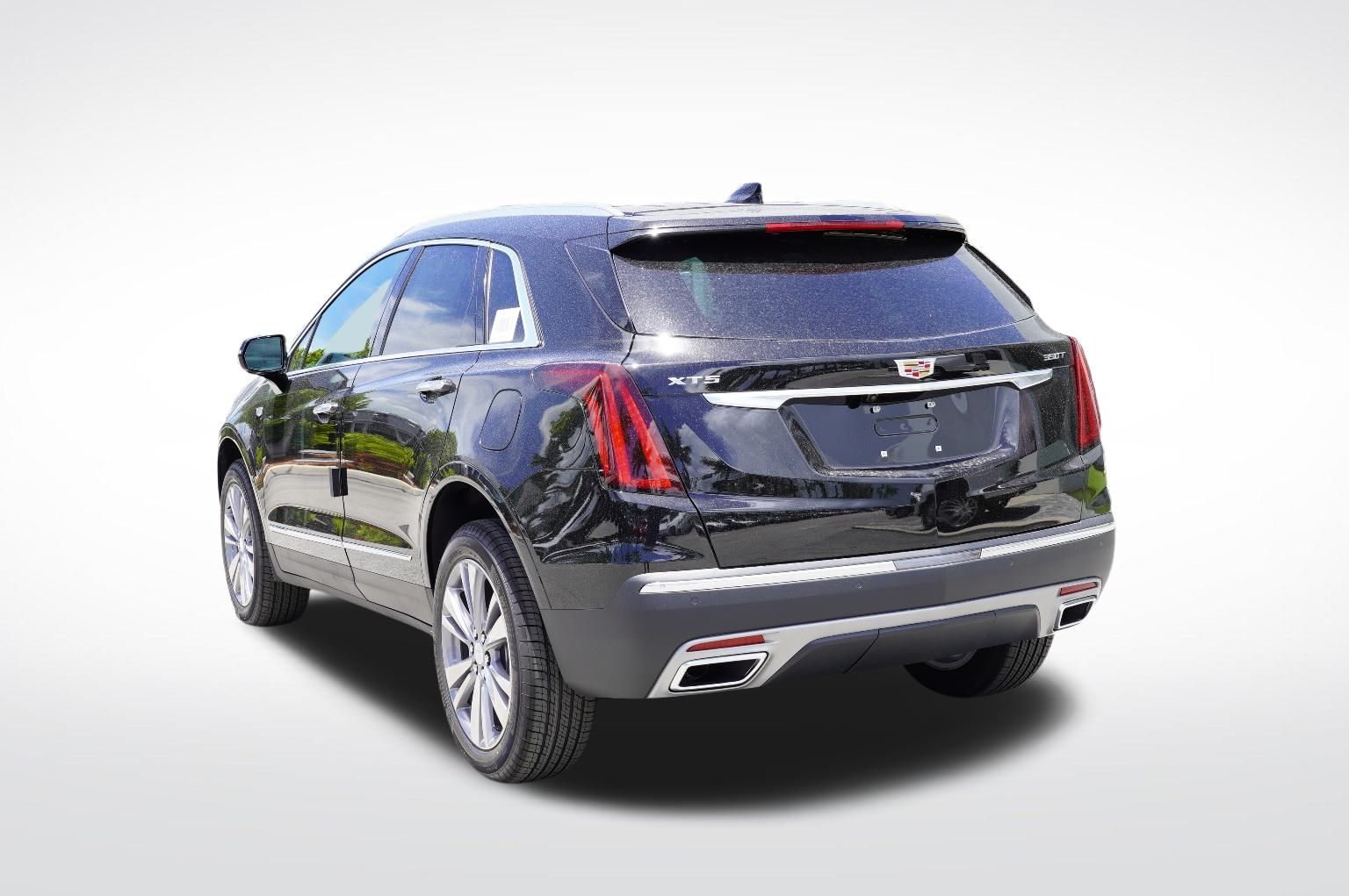 2025 Cadillac XT5 Premium Luxury 3