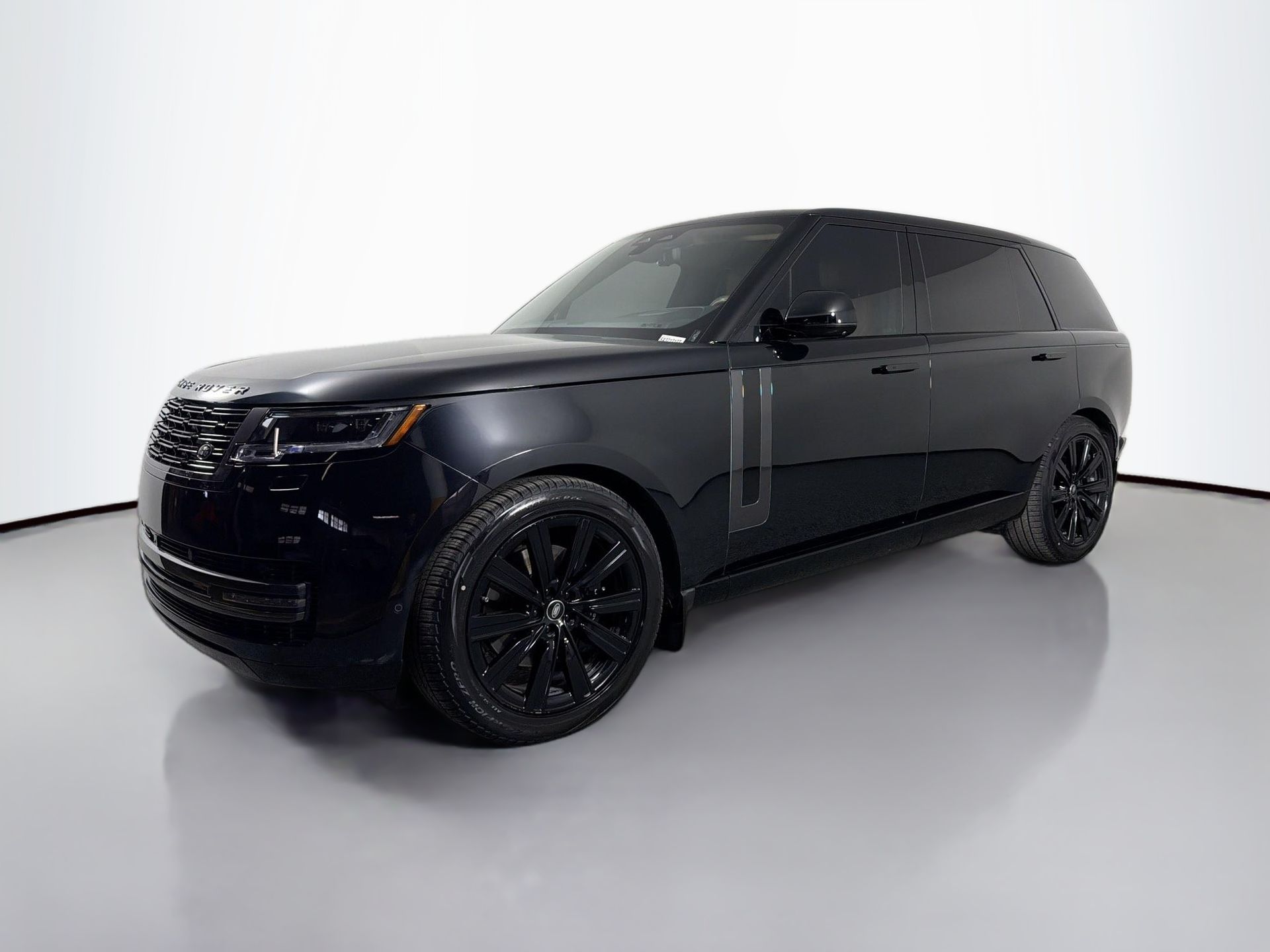 2025 Land Rover Range Rover P400 SE LWB AWD