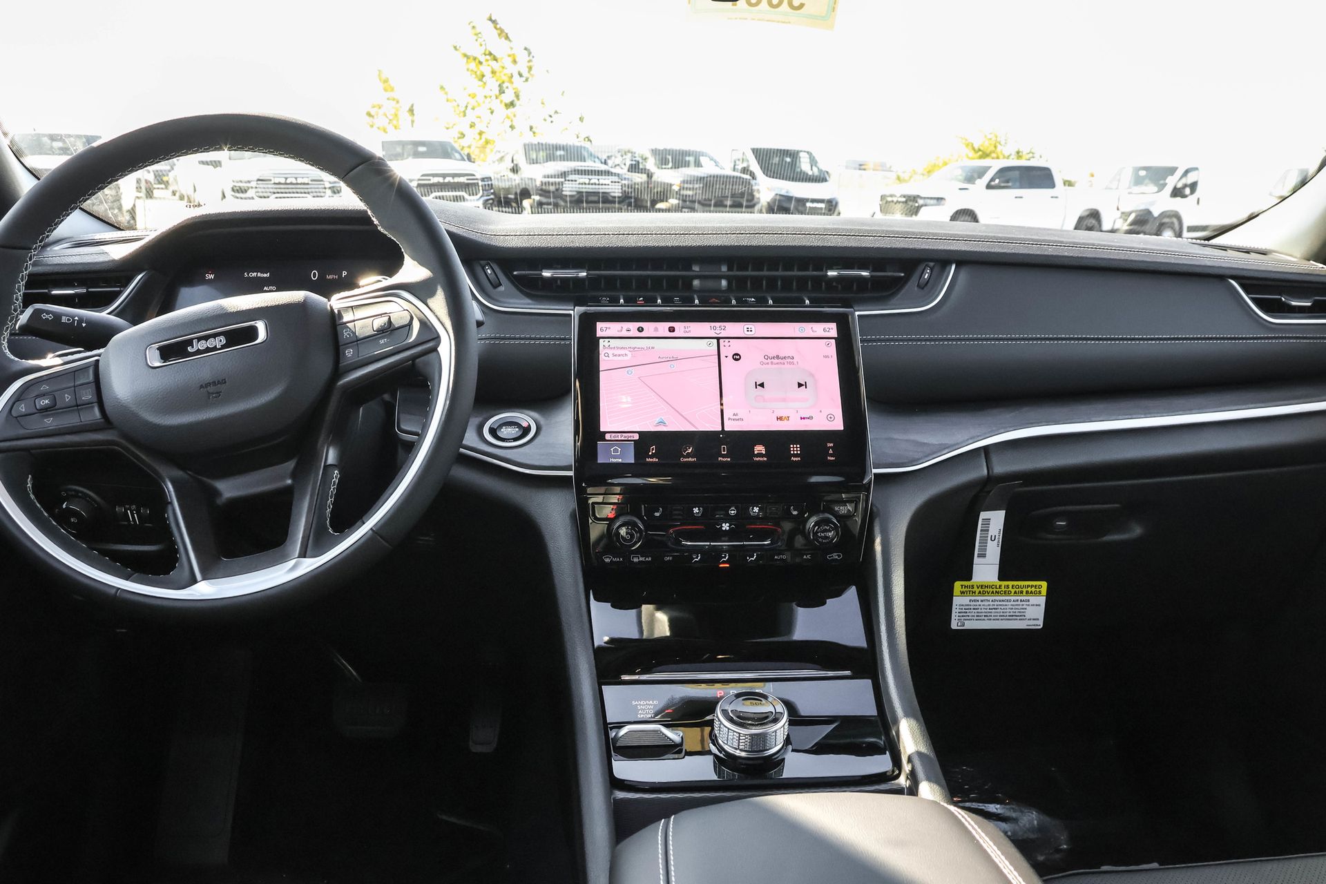 2025 JEEP GRAND CHEROKEE - Image 28