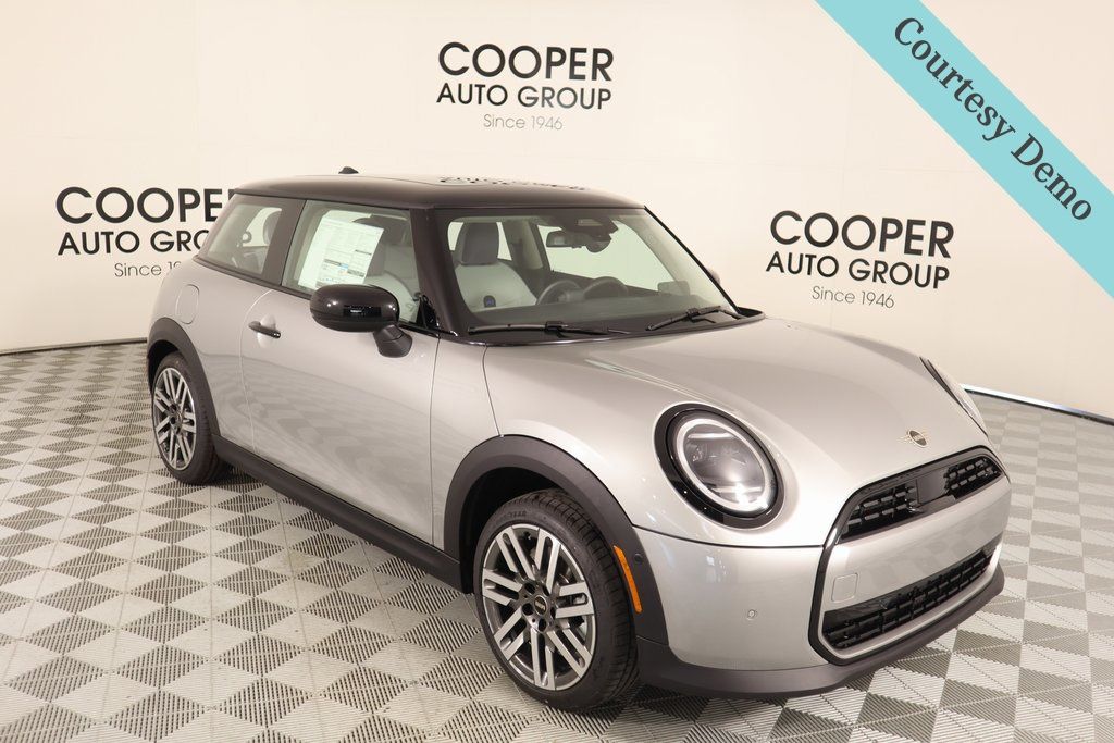 Melting Silver III Metallic 2025 MINI Cooper Hatchback 7-Speed Automatic