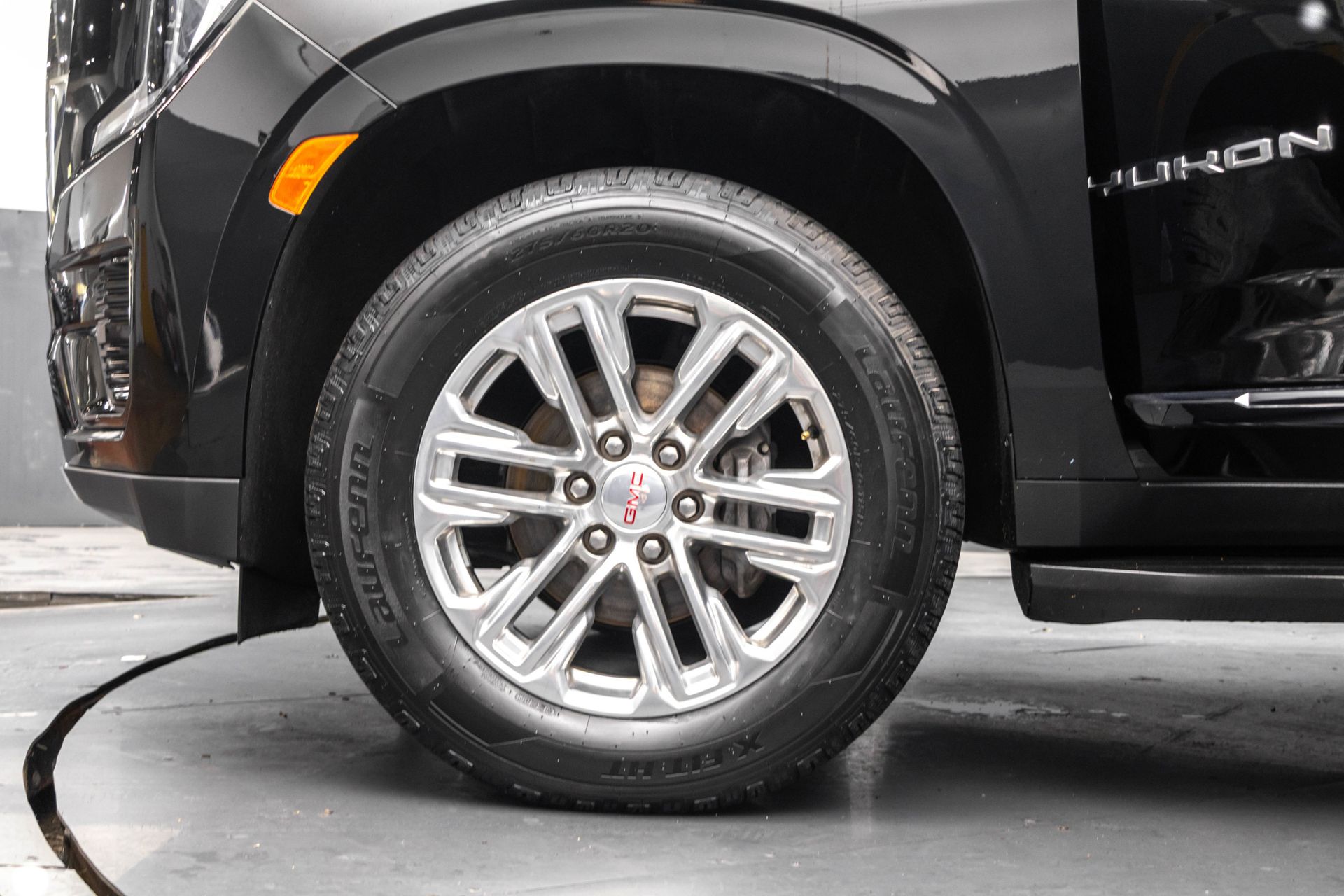 2021 GMC YUKON XL - Image 43