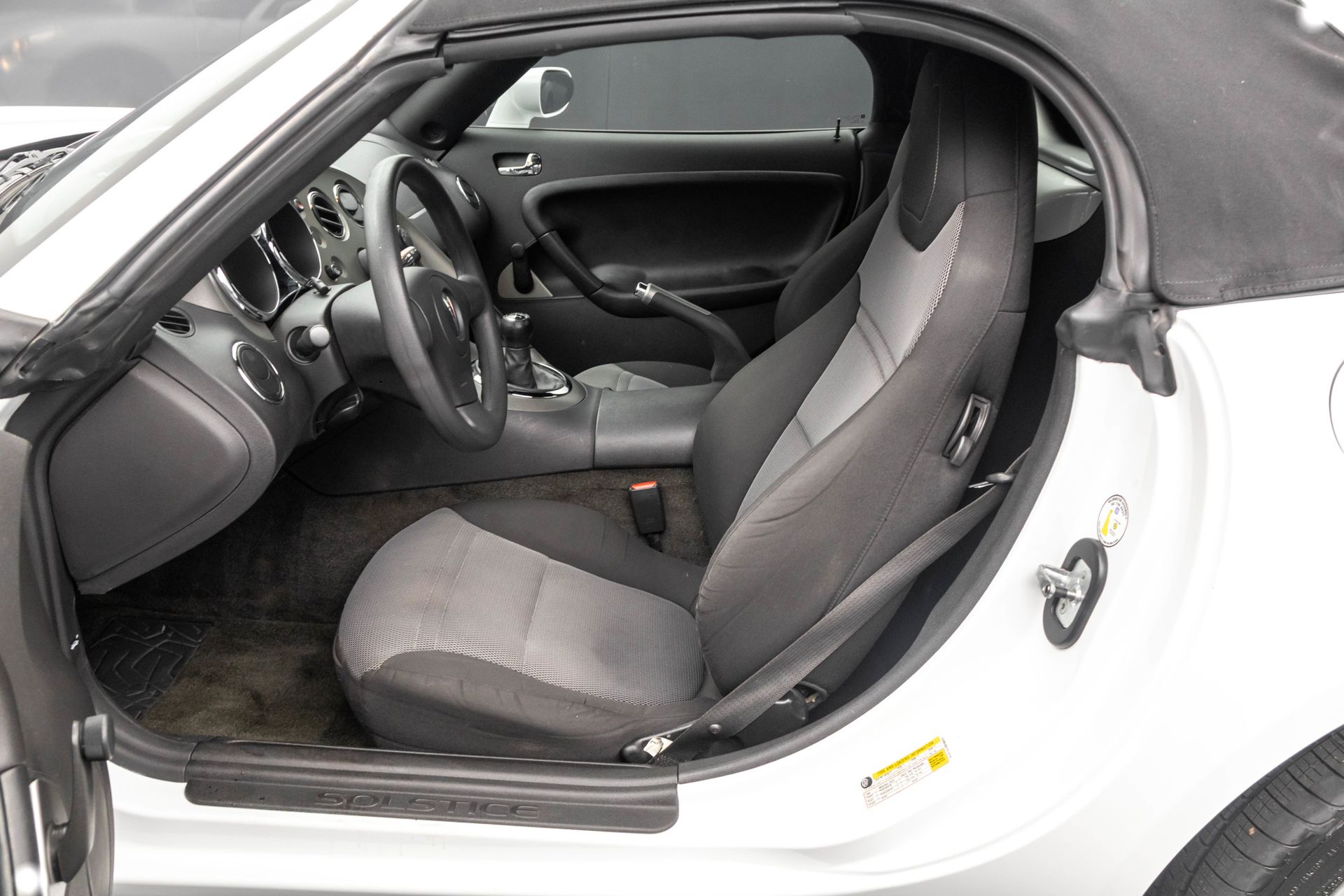 2007 PONTIAC SOLSTICE - Image 6