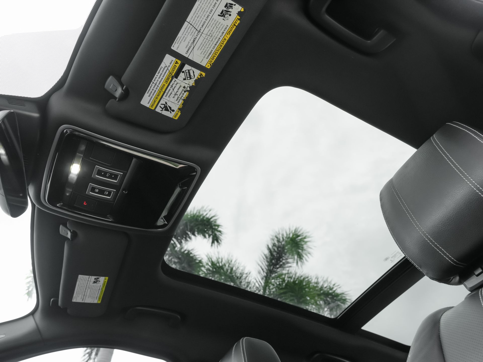 used 2019 Land Rover Range Rover Velar car, priced at $22,000