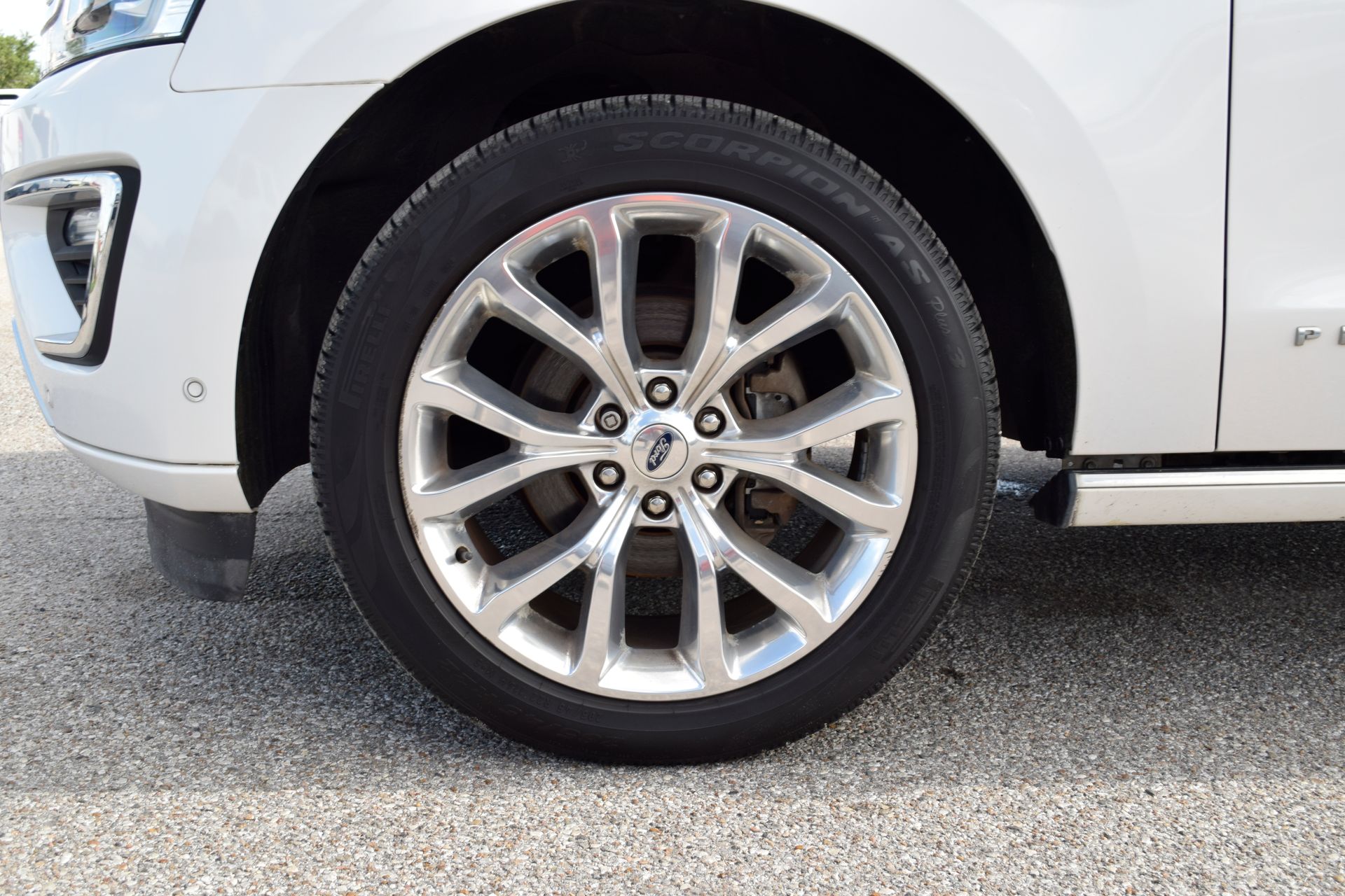 2019 Ford Expedition Platinum White at Emmons Autoplex