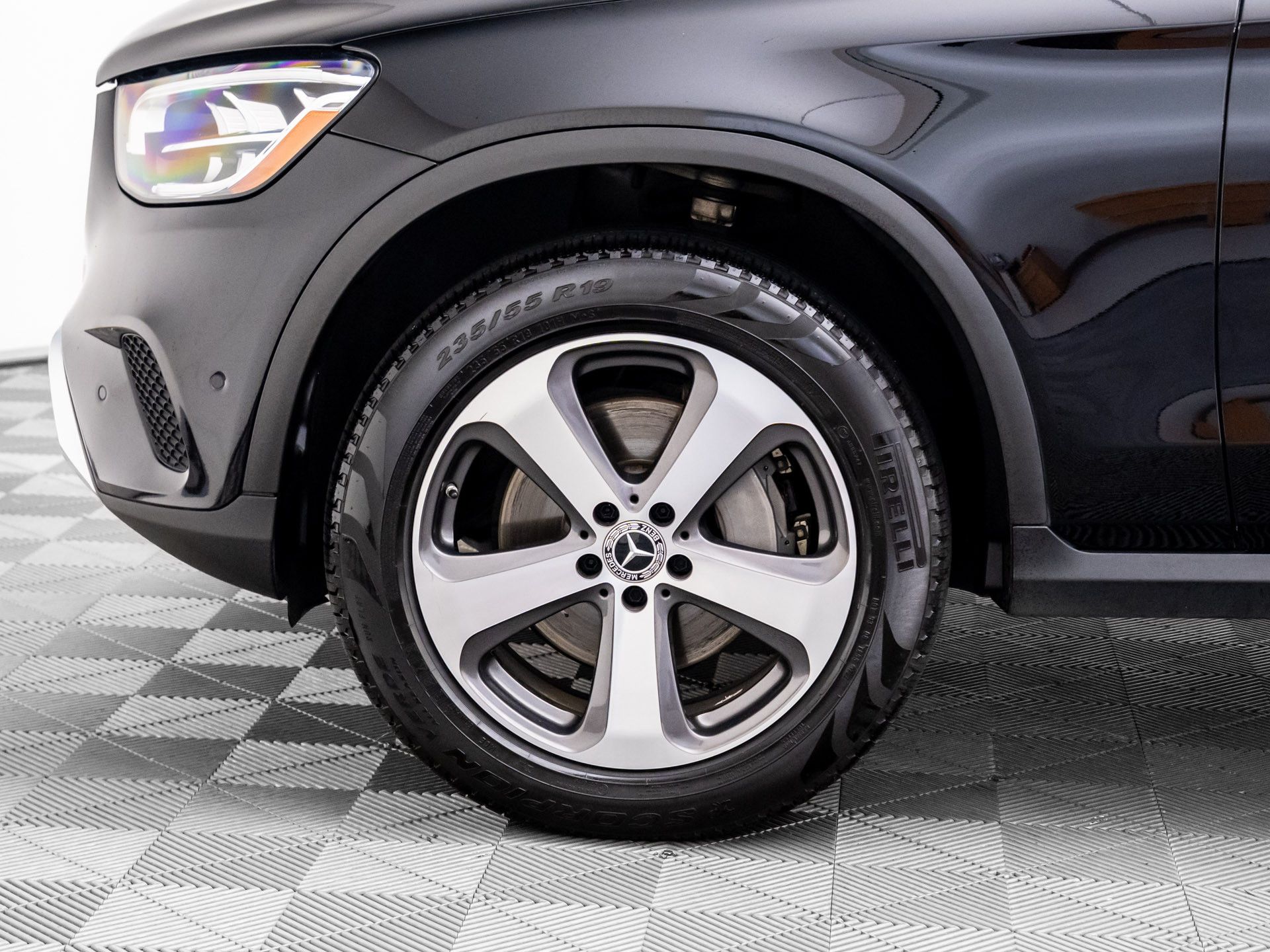 2022 Mercedes-Benz GLC GLC 300 photo