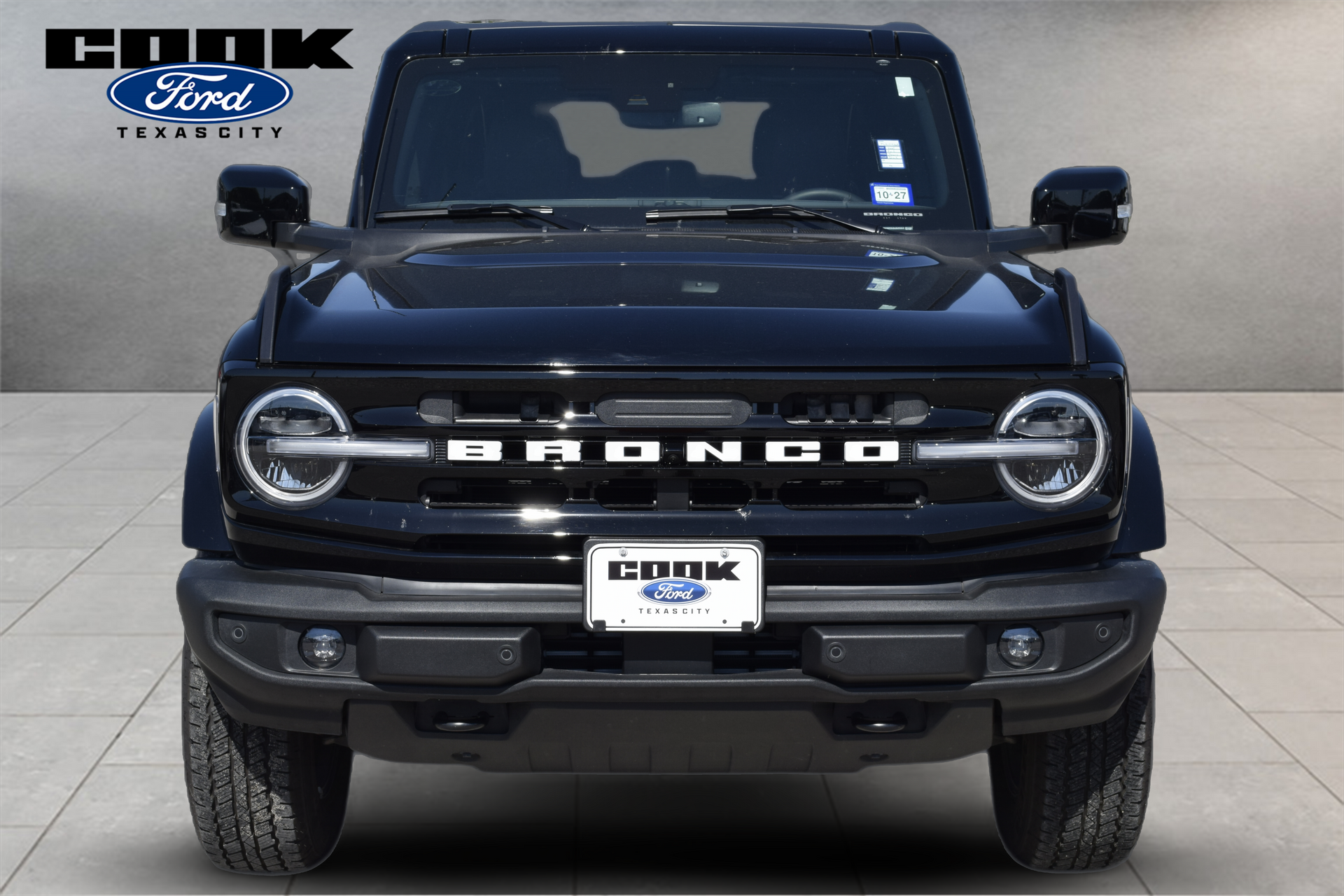 2025 Ford Bronco Outer Banks Black at Legacy Ford