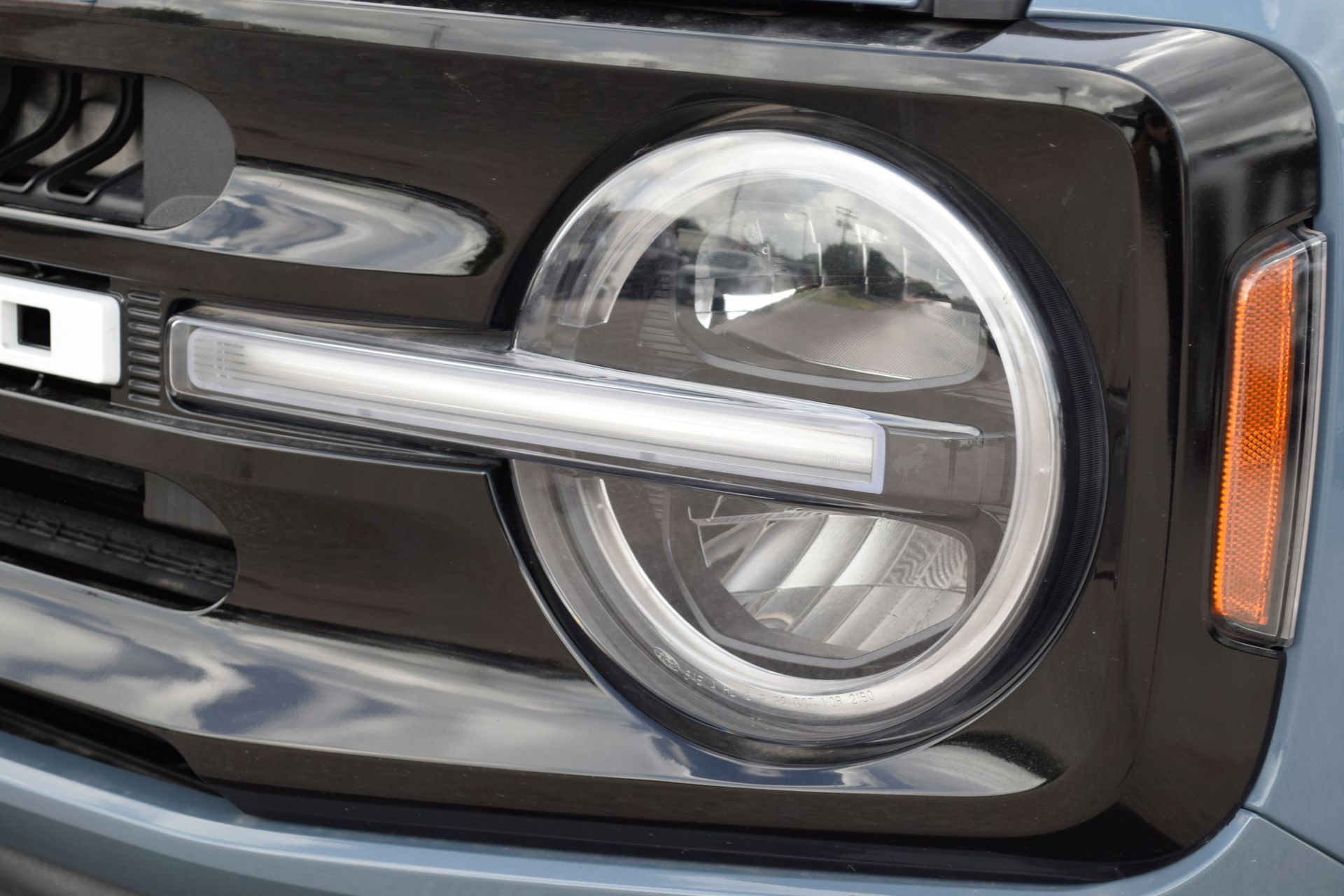 2025 Ford Bronco Outer Banks Gray at DeMontrond Auto Country