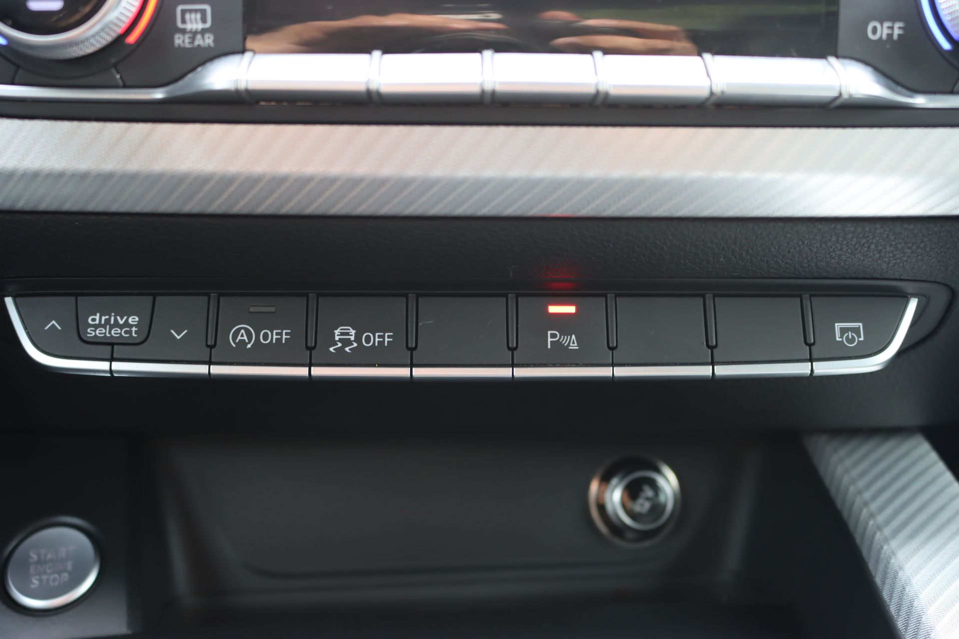 2017 Audi A4 2.0T Premium Plus photo