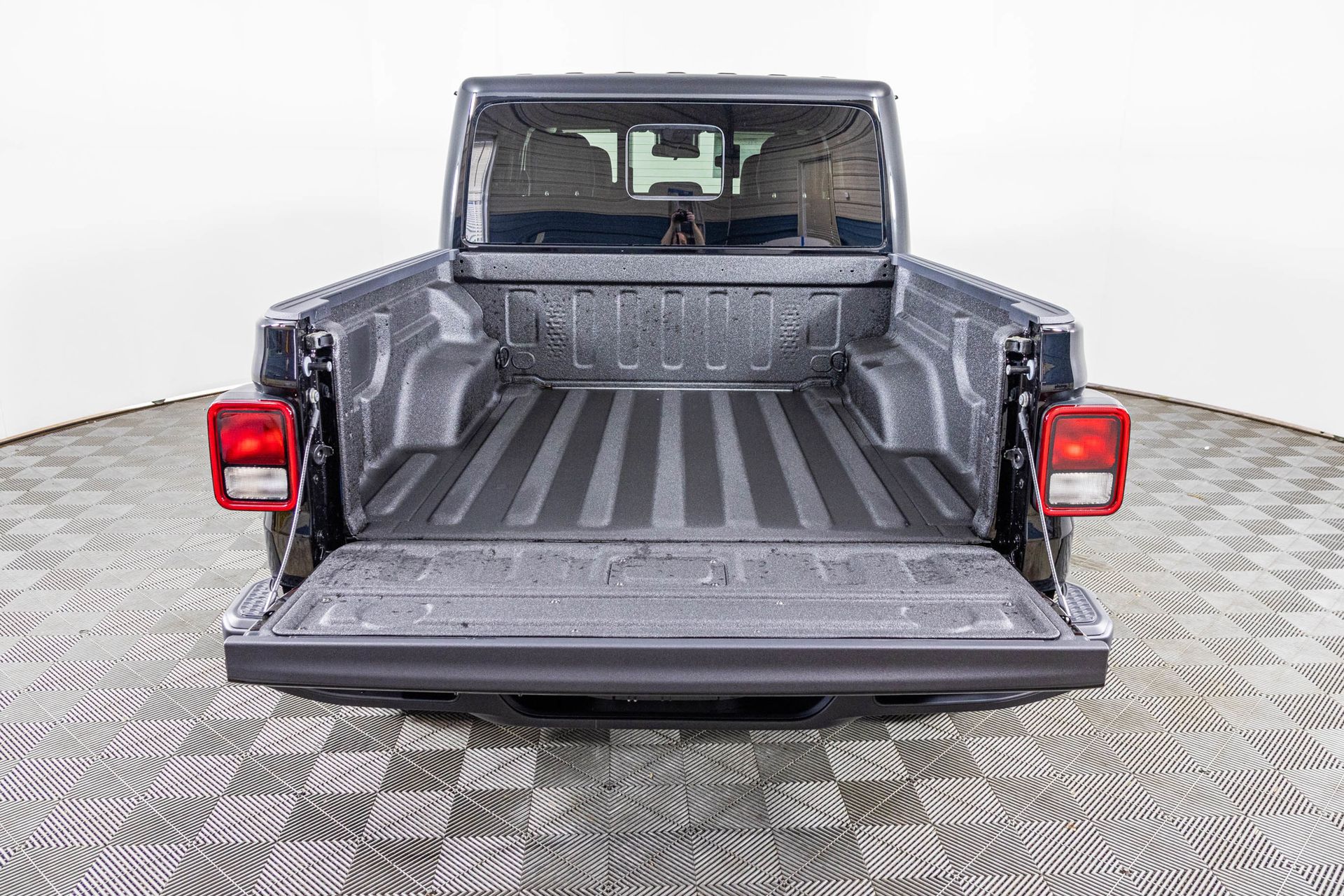 2025 JEEP GLADIATOR - Image 33