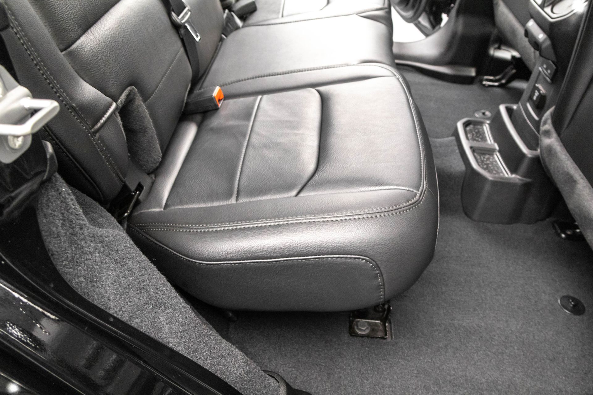 2022 JEEP WRANGLER - Image 35