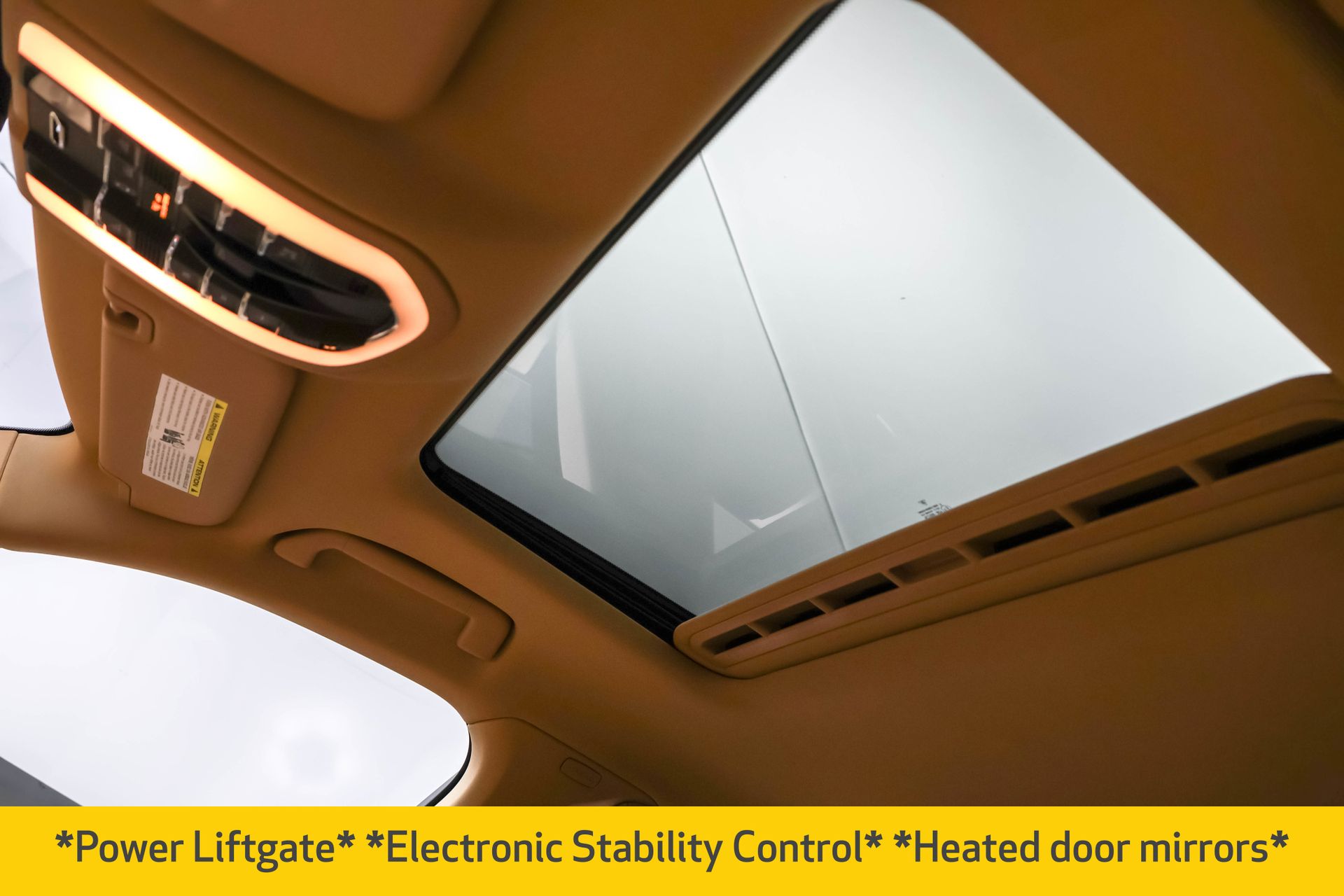 2015 PORSCHE PANAMERA - Image 6