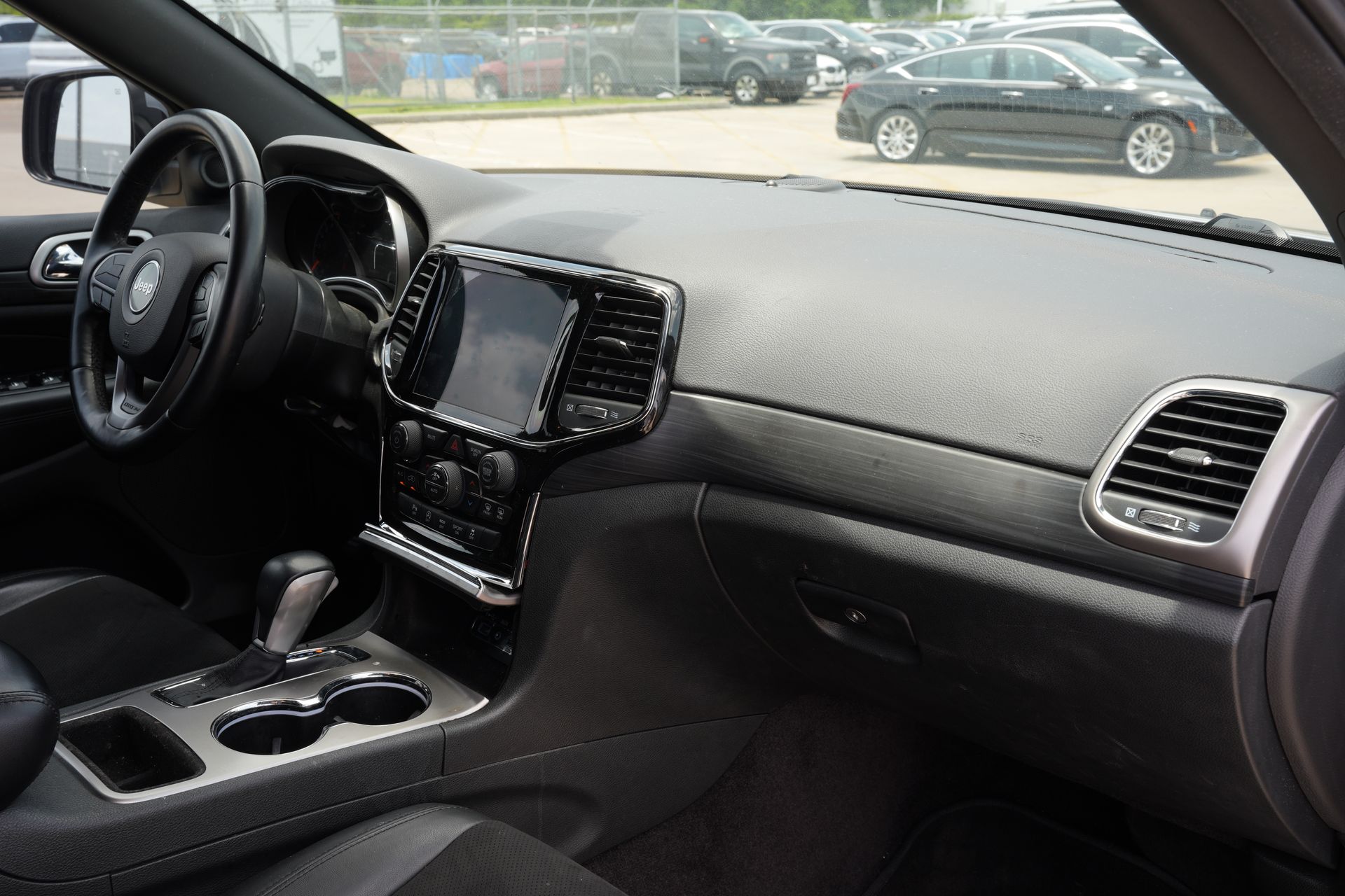 2019 Jeep Grand Cherokee Altitude Silver at AutoSavvy Houston Southwest
