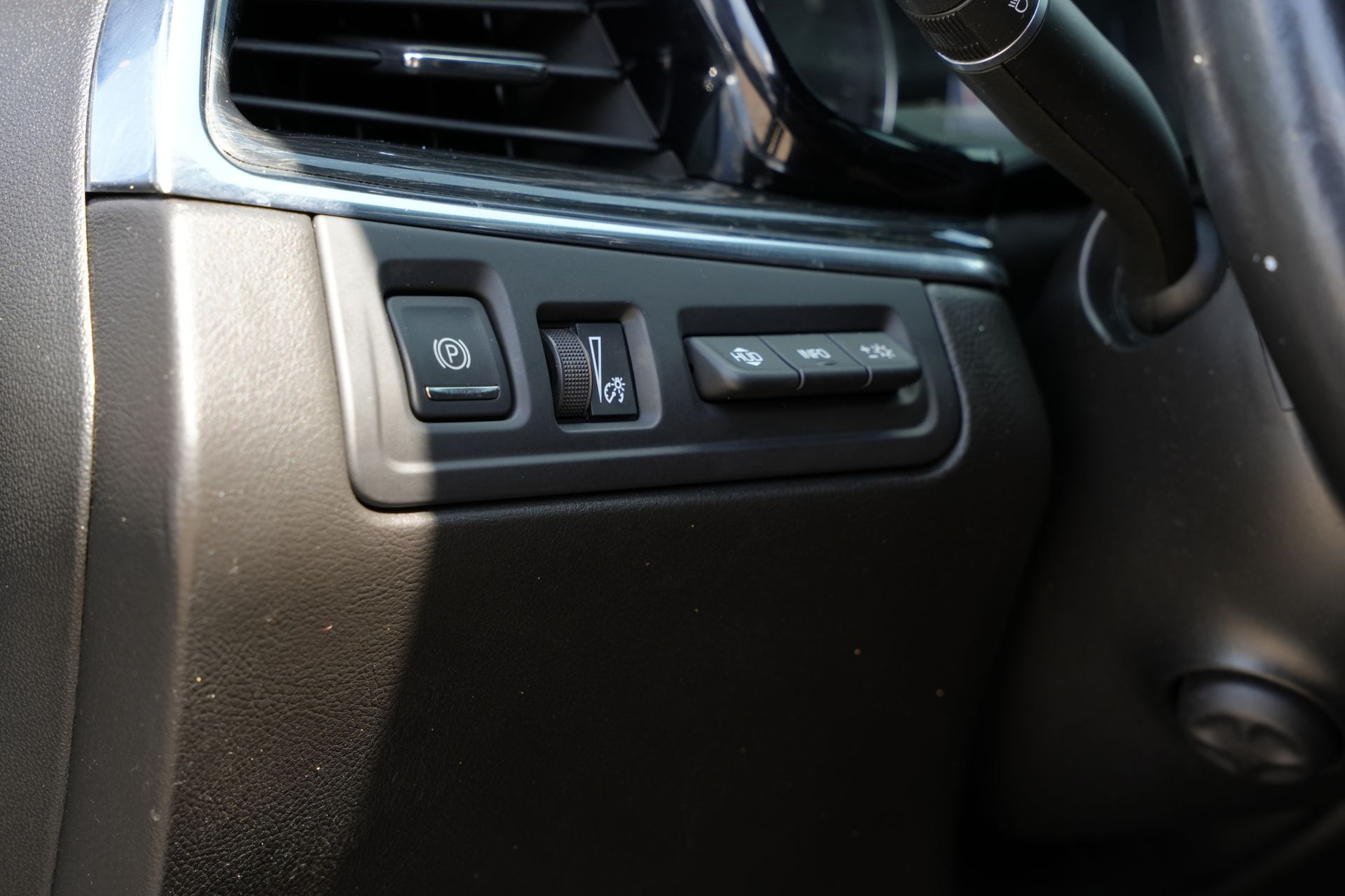 2020 Cadillac XT5 Premium Luxury Black at EAG Ford Navasota