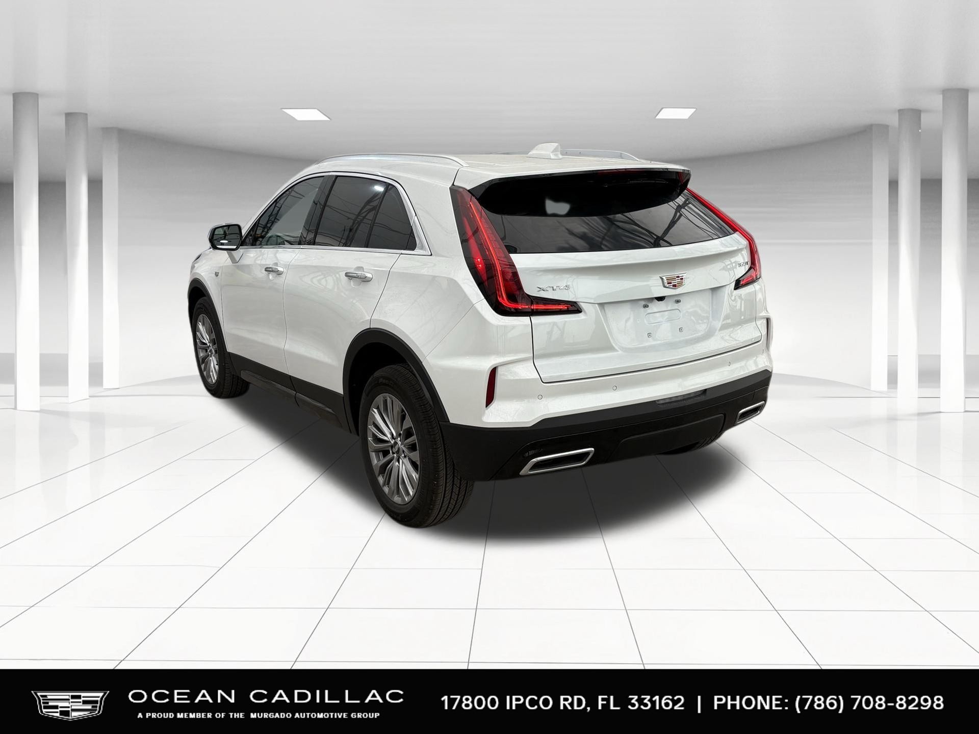 2025 Cadillac XT4 Premium Luxury 3