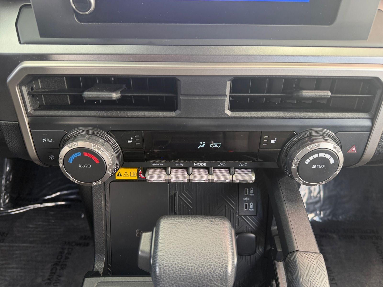 2025 Toyota 4Runner TRD Off-Road - Photo 17