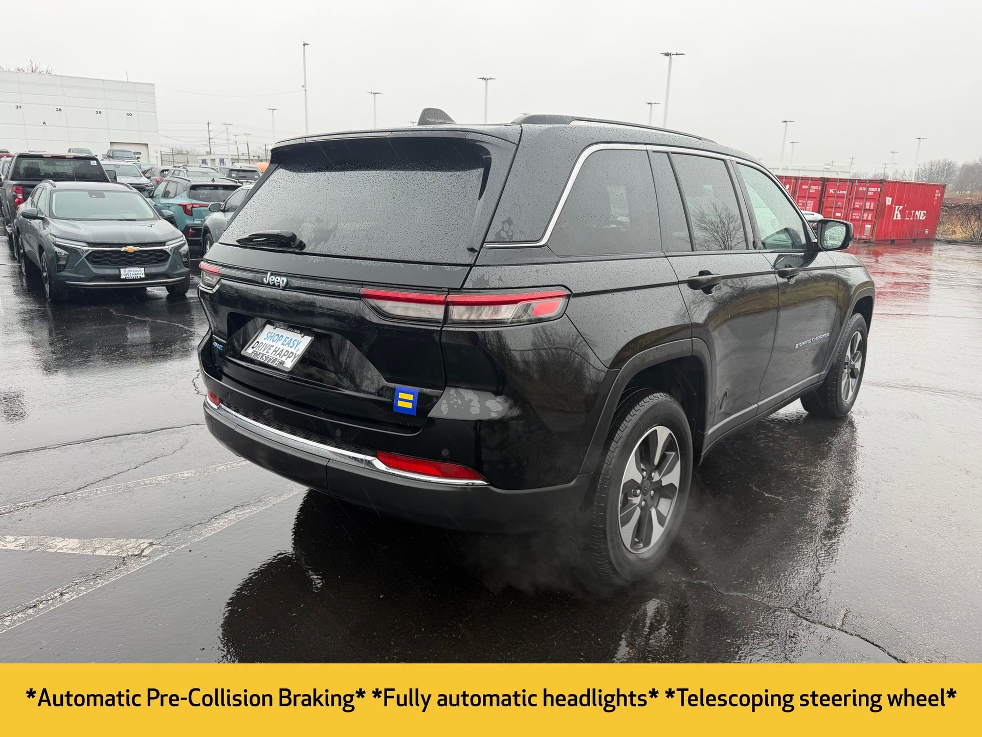 View vehicle photo 7