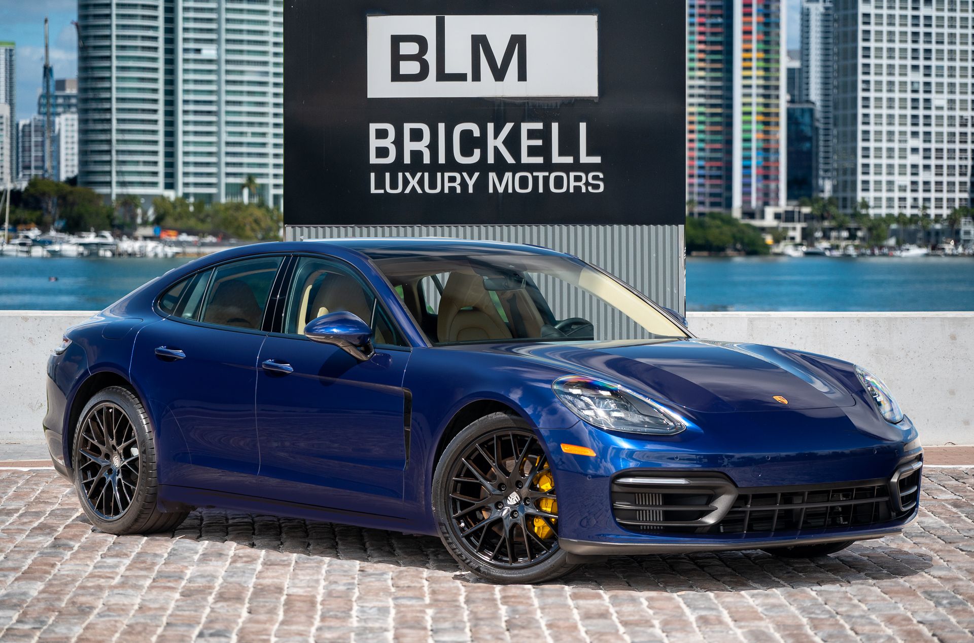 2022 Porsche Panamera Base