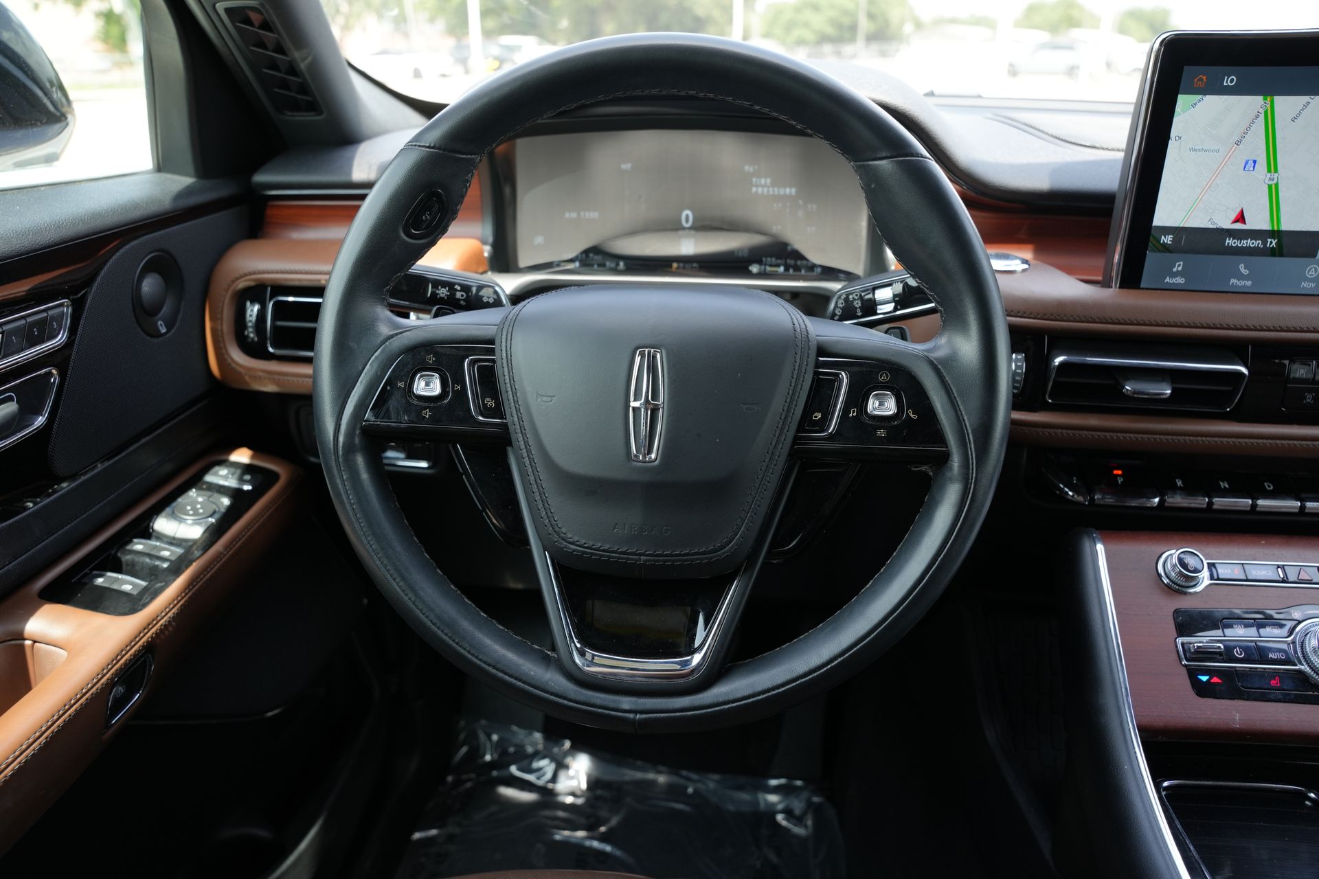 2023 Lincoln Aviator Reserve White at Genesis of Spring
