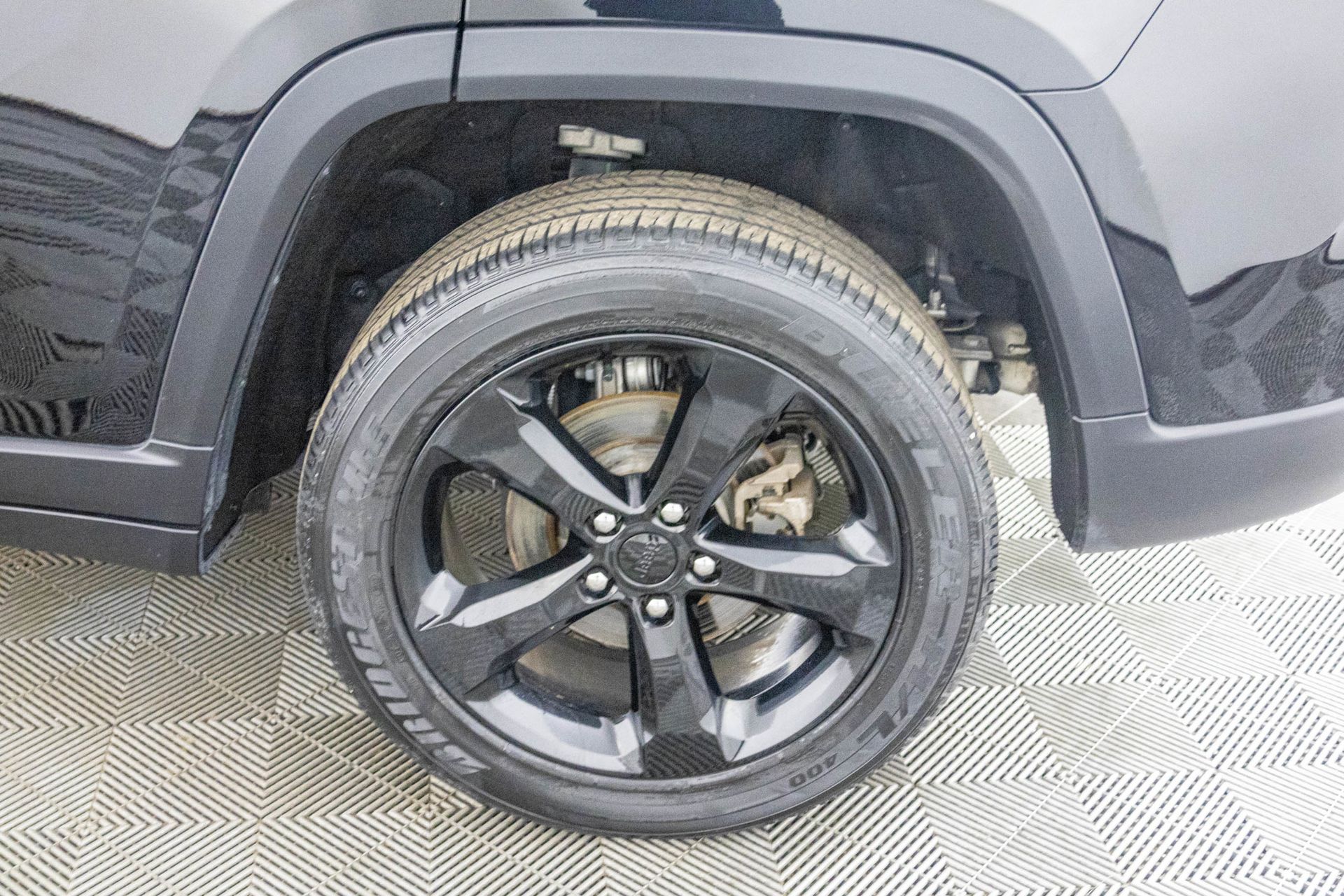 2023 JEEP GRAND CHEROKEE - Image 48