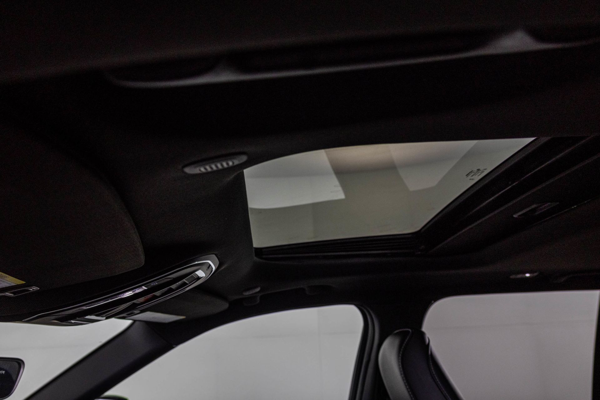 2025 JEEP GRAND CHEROKEE - Image 24