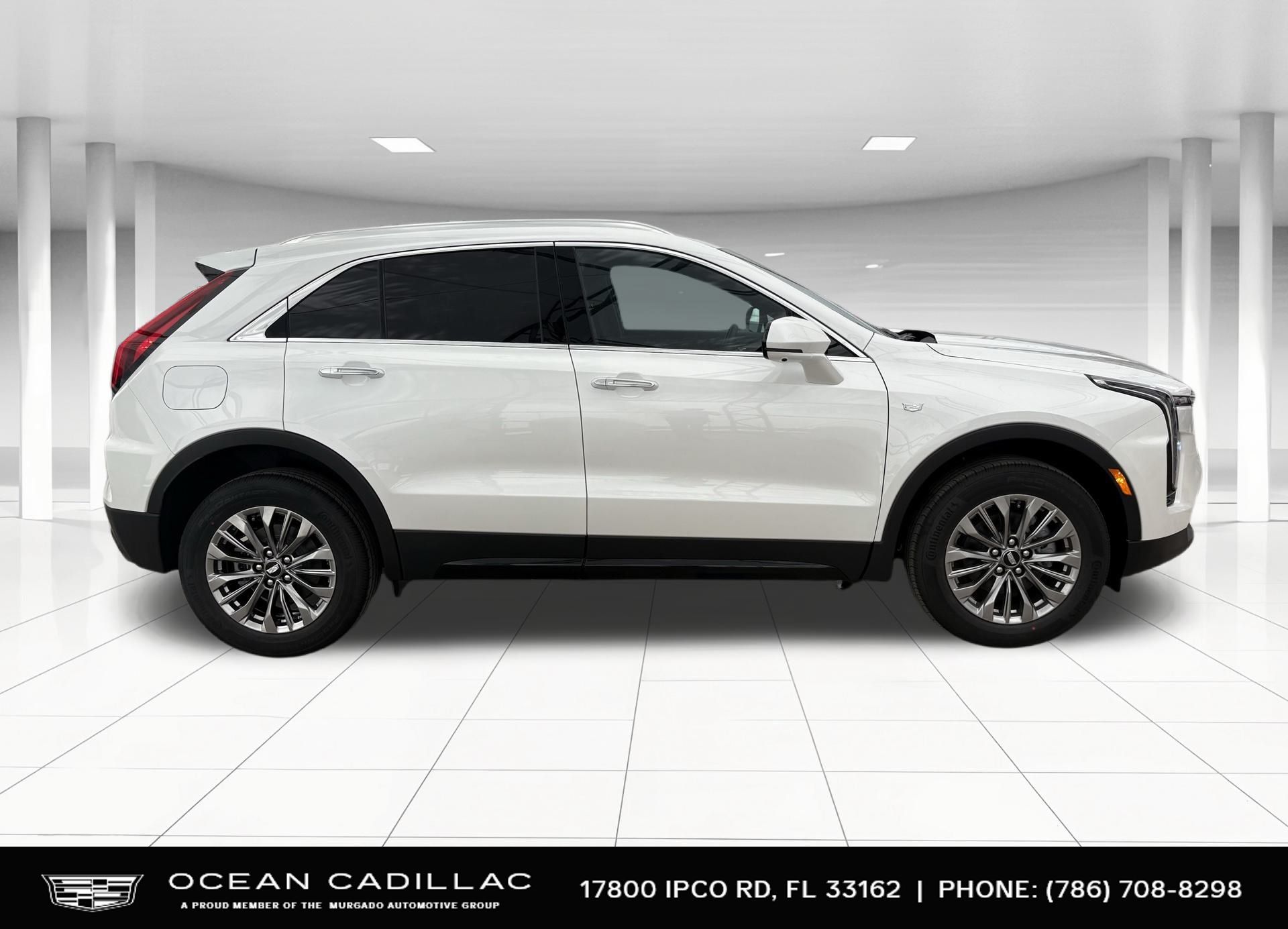 2025 Cadillac XT4 Premium Luxury 3