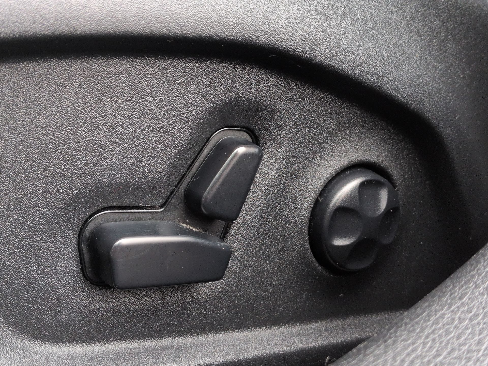 used 2020 Jeep Compass car, priced at $14,910