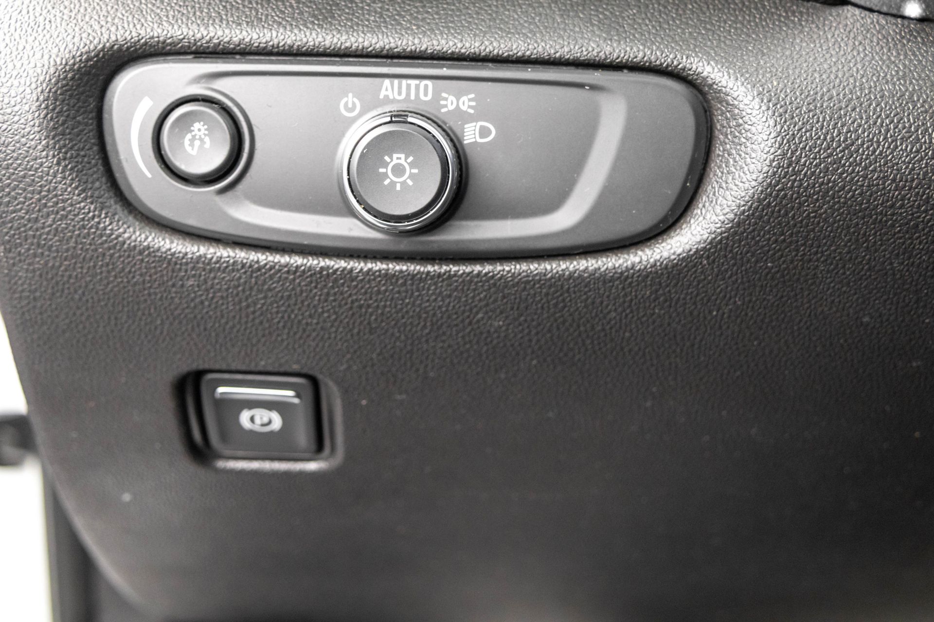 2020 CHEVROLET BLAZER - Image 18