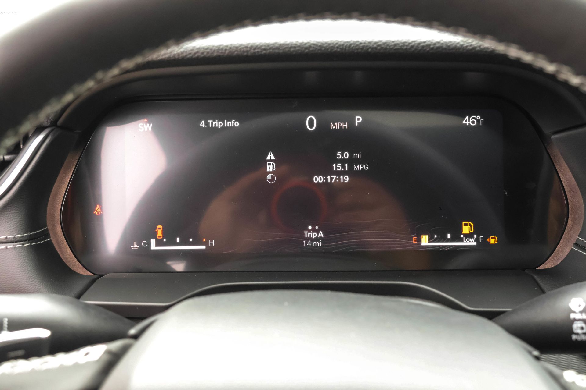 2025 JEEP GRAND CHEROKEE - Image 24