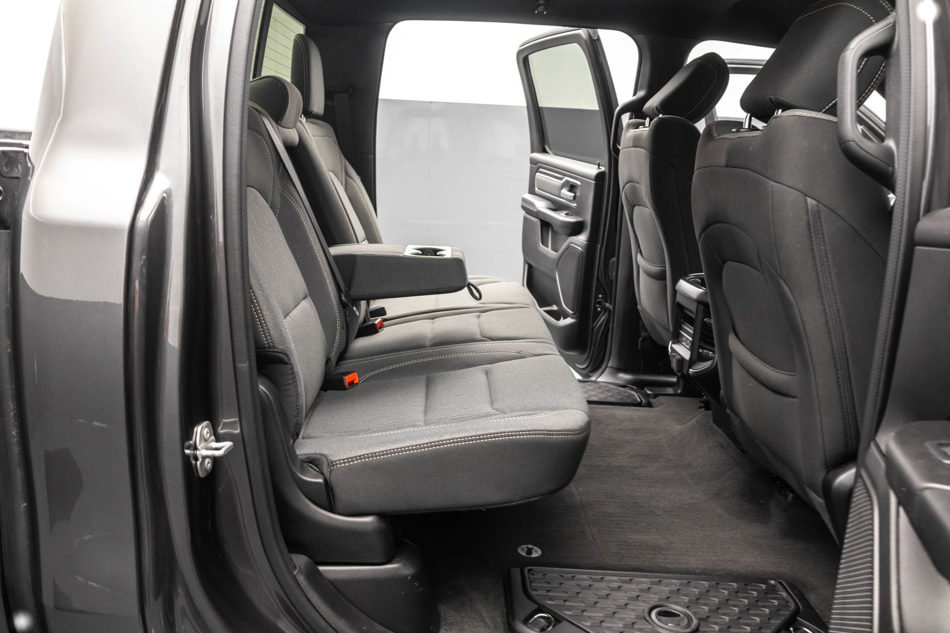 2022 RAM 1500 - Image 38