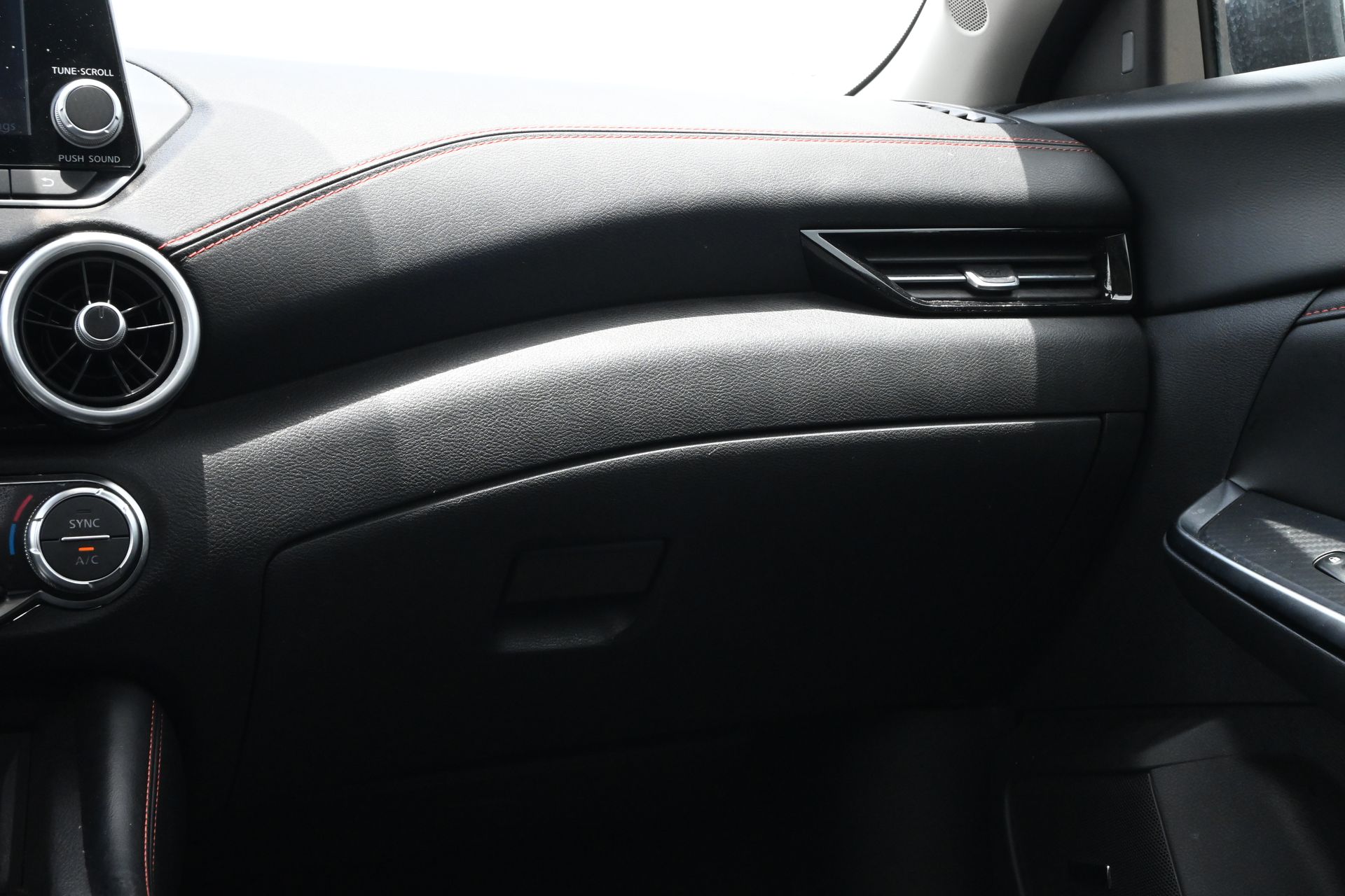 2024 Nissan Sentra SR White at South Houston Nissan