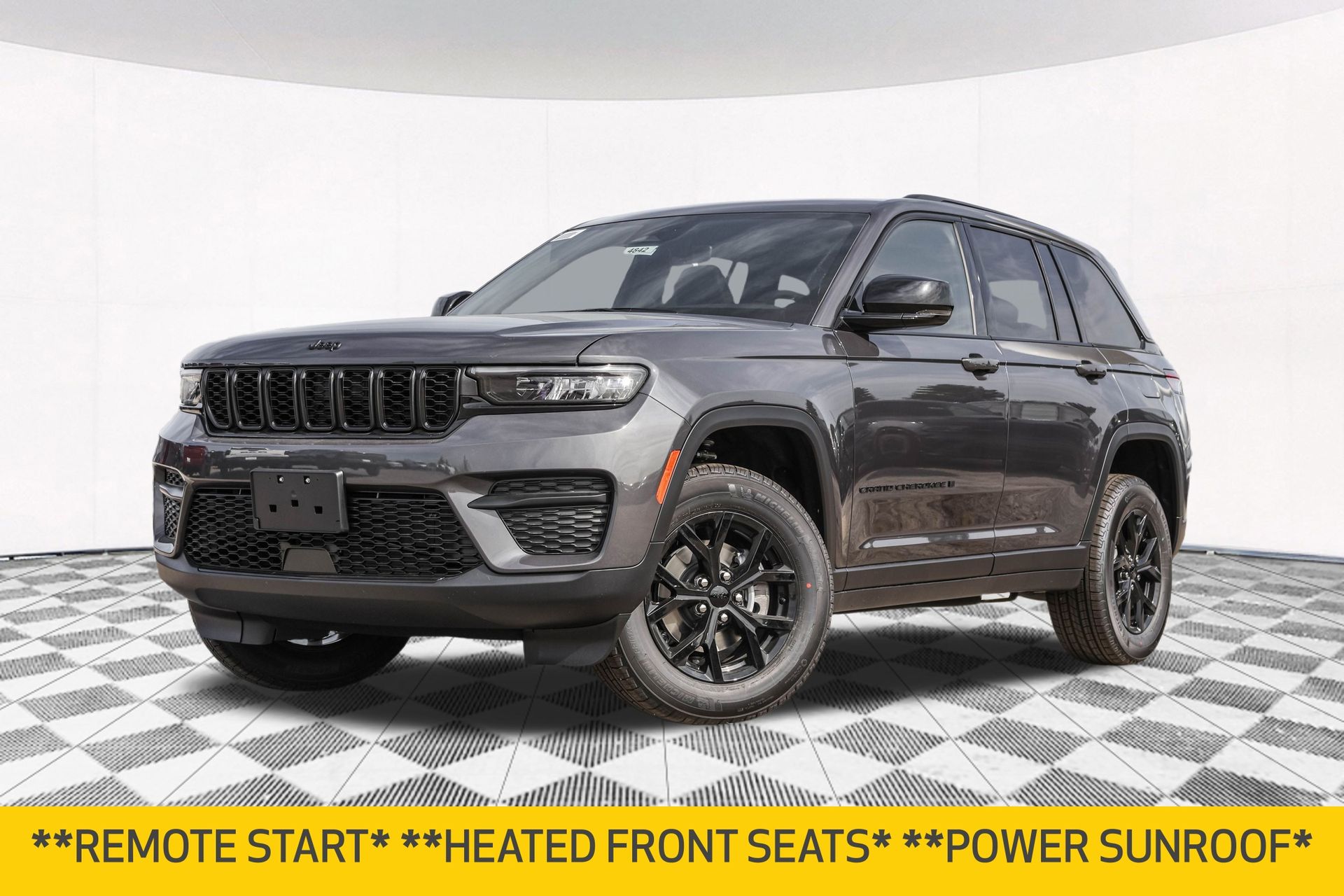 2025 JEEP GRAND CHEROKEE - Image 2