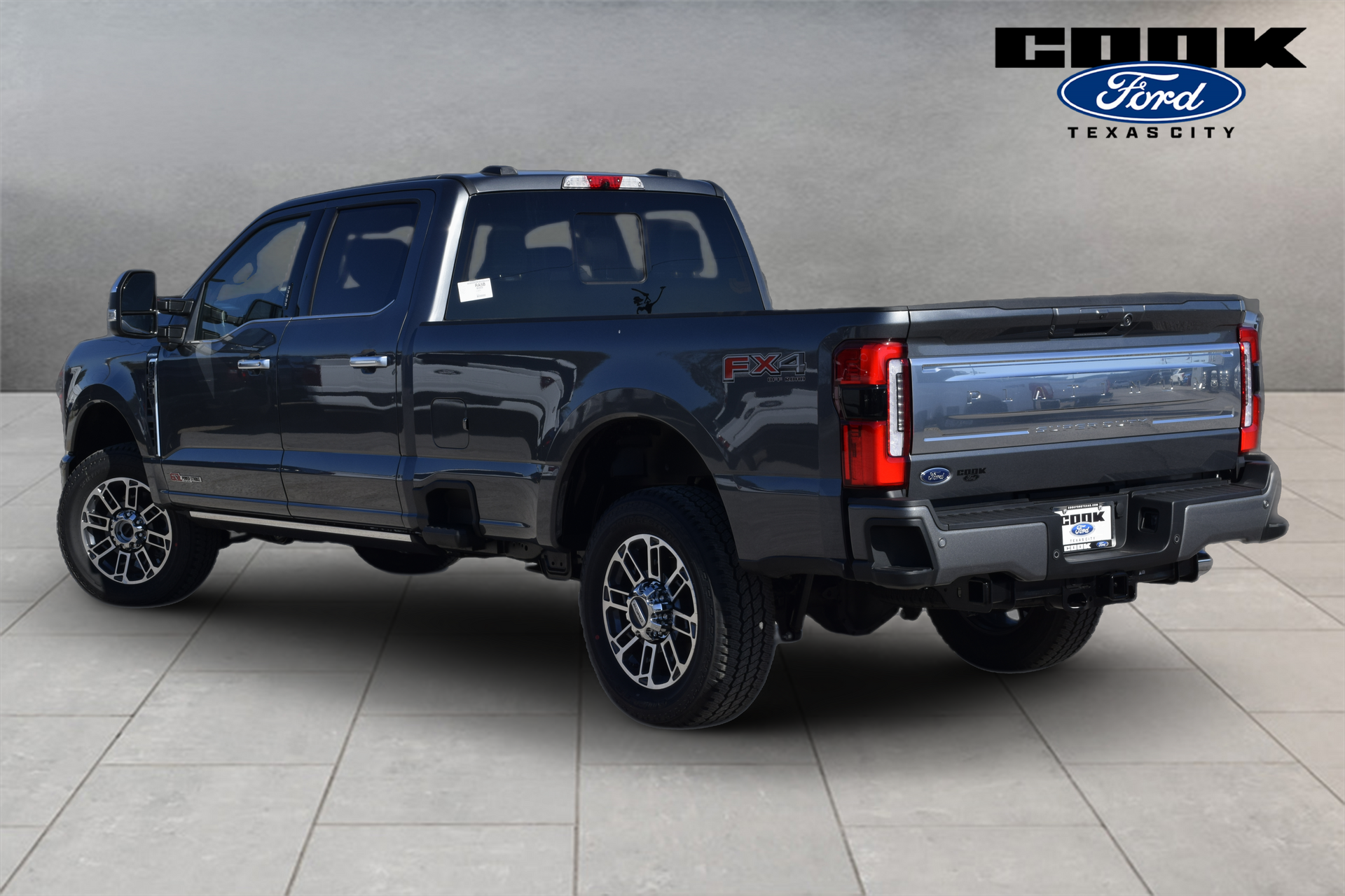 2026 Ford F-350SD Platinum - 3