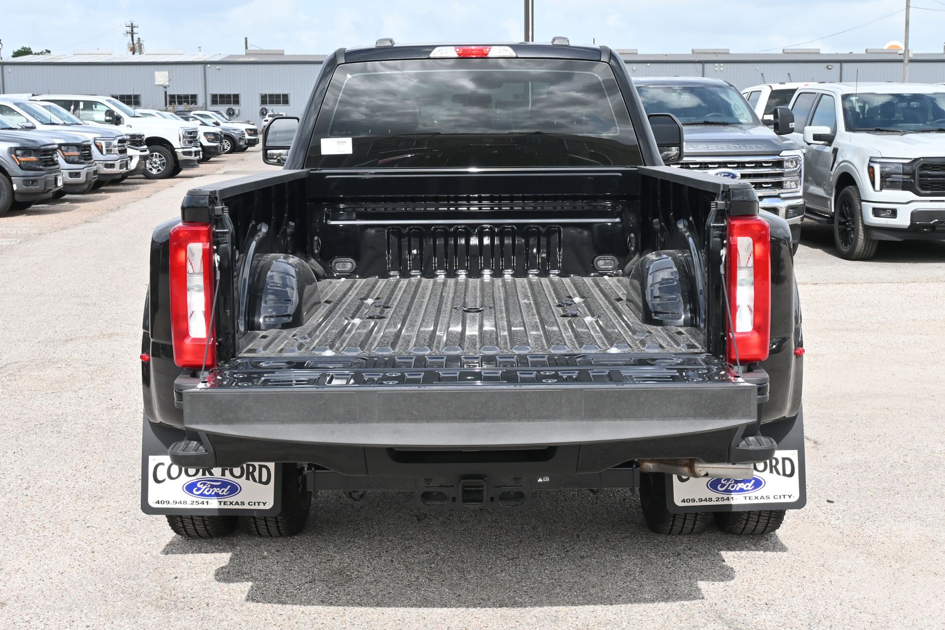 2026 Ford F-350SD XL Black at EAG Ford Navasota