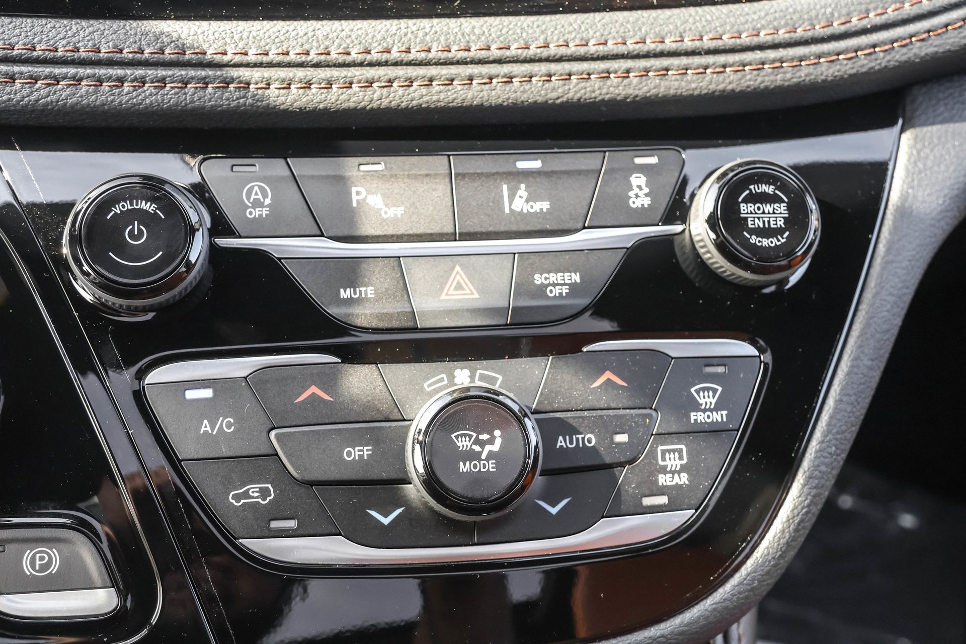 2026 CHRYSLER PACIFICA - Image 23